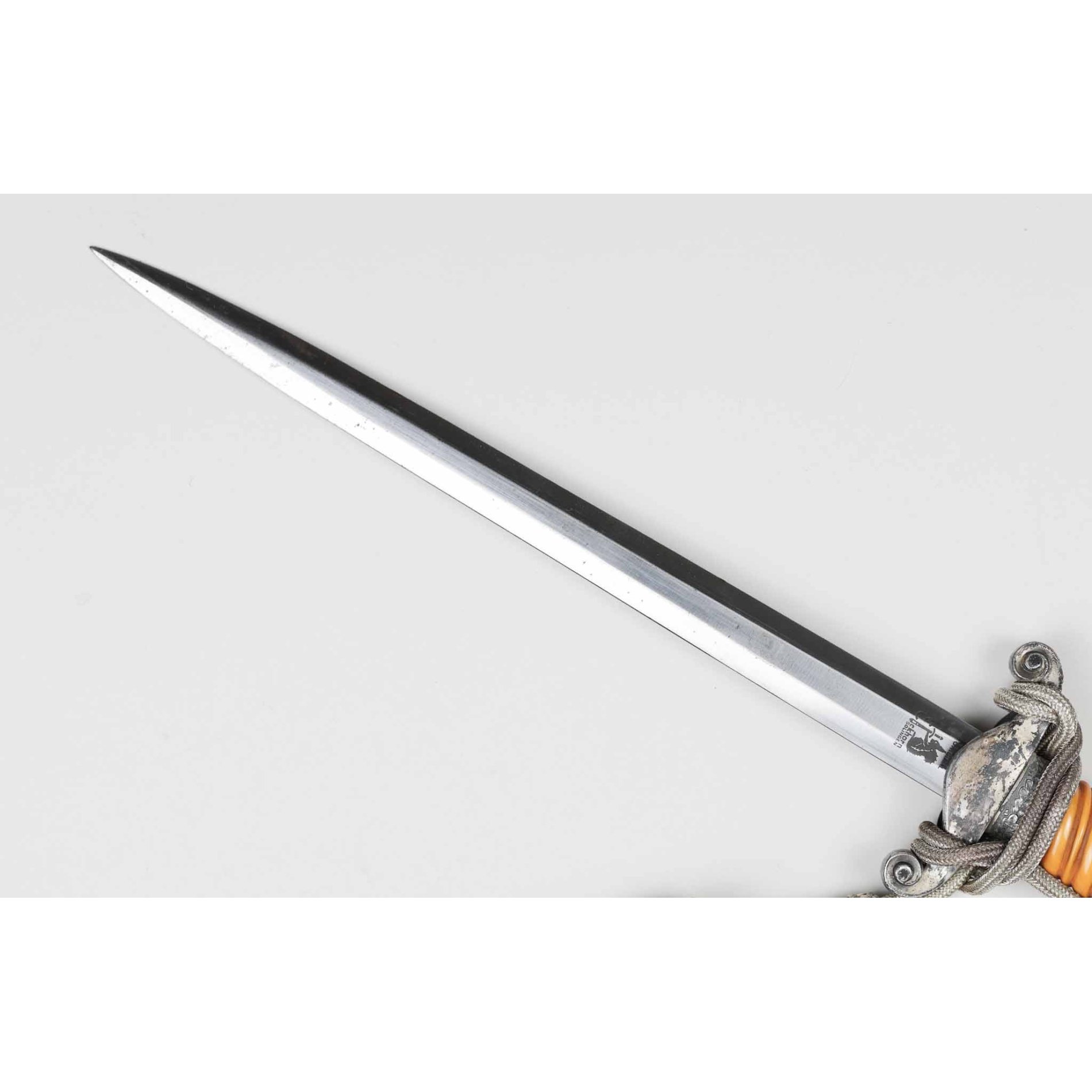 Heeres Offiziersdolch der Wehrmacht C. Eickhorn mit Gehänge — image 10