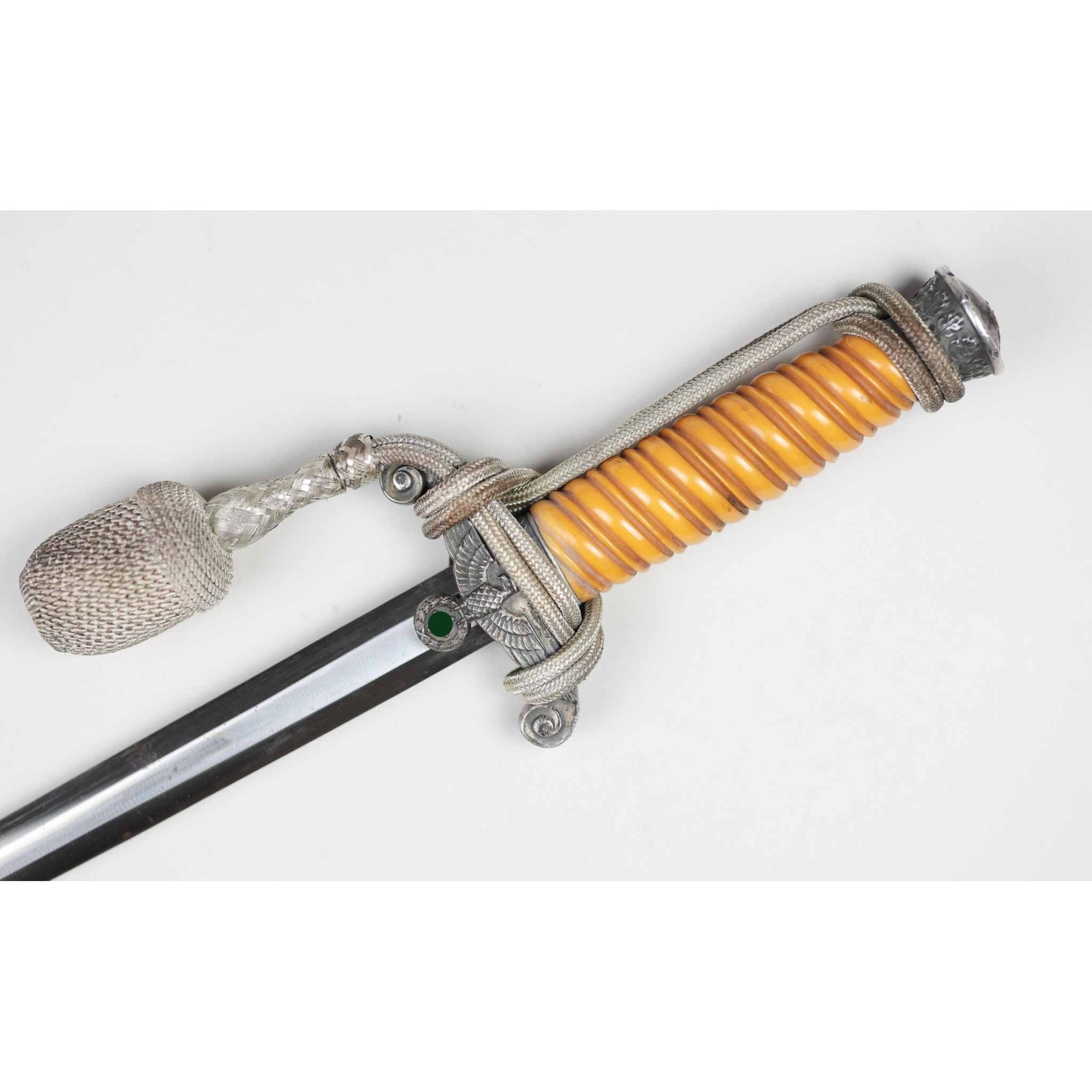 Heeres Offiziersdolch der Wehrmacht C. Eickhorn mit Gehänge — image 5