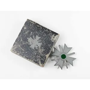 Kriegsverdienstkreuz 1.Klasse mit Schwertern im Etui Hersteller '3' Wilhelm Deumer