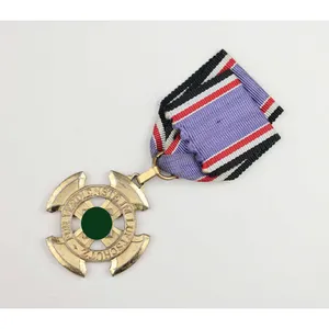 Luftschutz-Ehrenzeichen 1.Stufe Kreuz in Gold am Verleihungsband, selten!