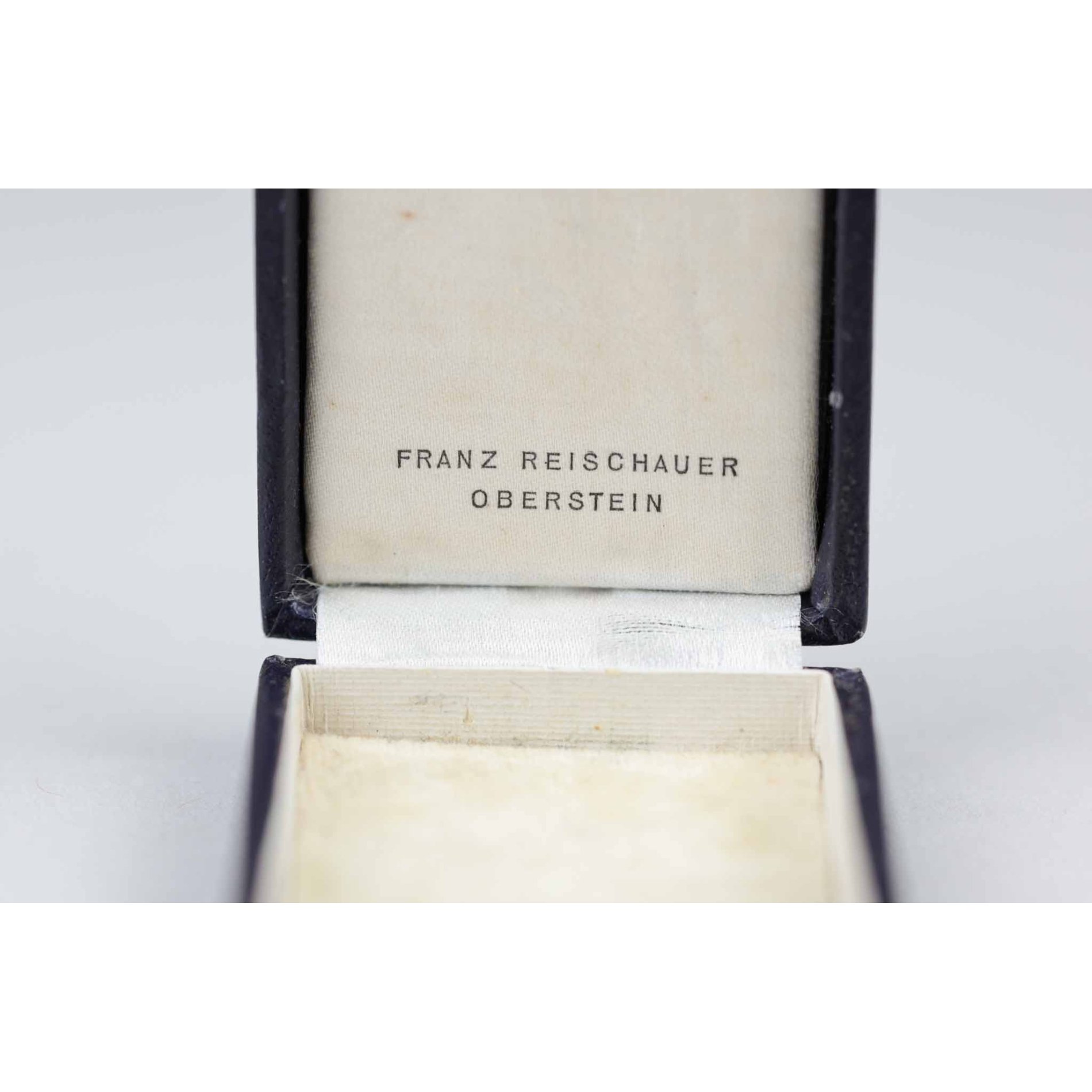 Ehrenkreuz der deutschen Mutter-Mutterkreuz in Gold im Etui Franz Reischauer, Oberstein Mit Miniatur! — image 11