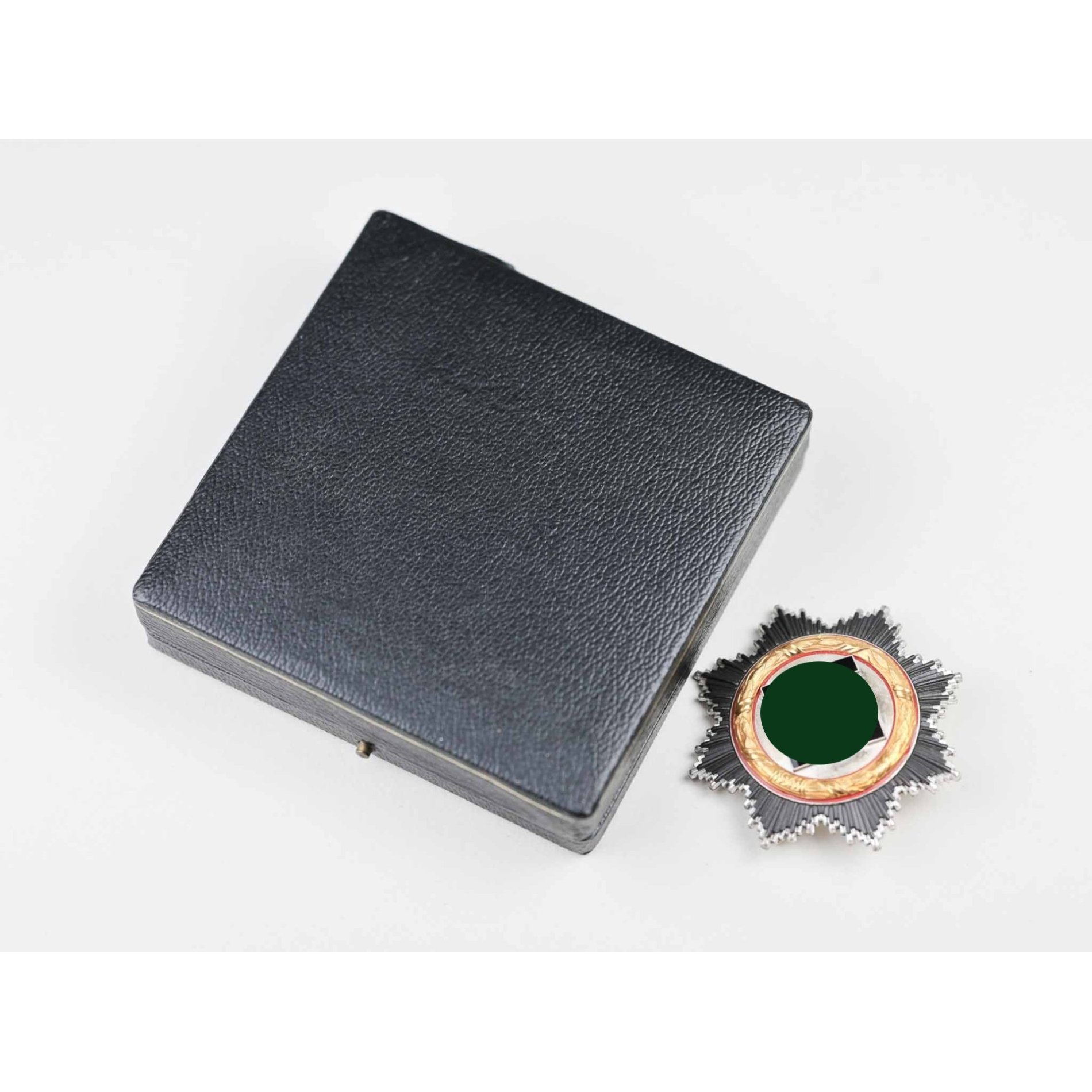 Deutsches Kreuz in Gold (20) im Etui Zustand 1- mit Zettel 'OREL 1943' — image 8