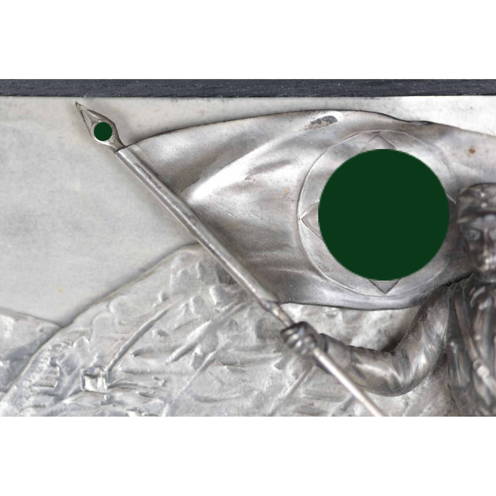 Großes SA-Relief (48x31,5cm) plastische Figurendarstellung mit SA-Fahnen Rheinüberquerung — image 5