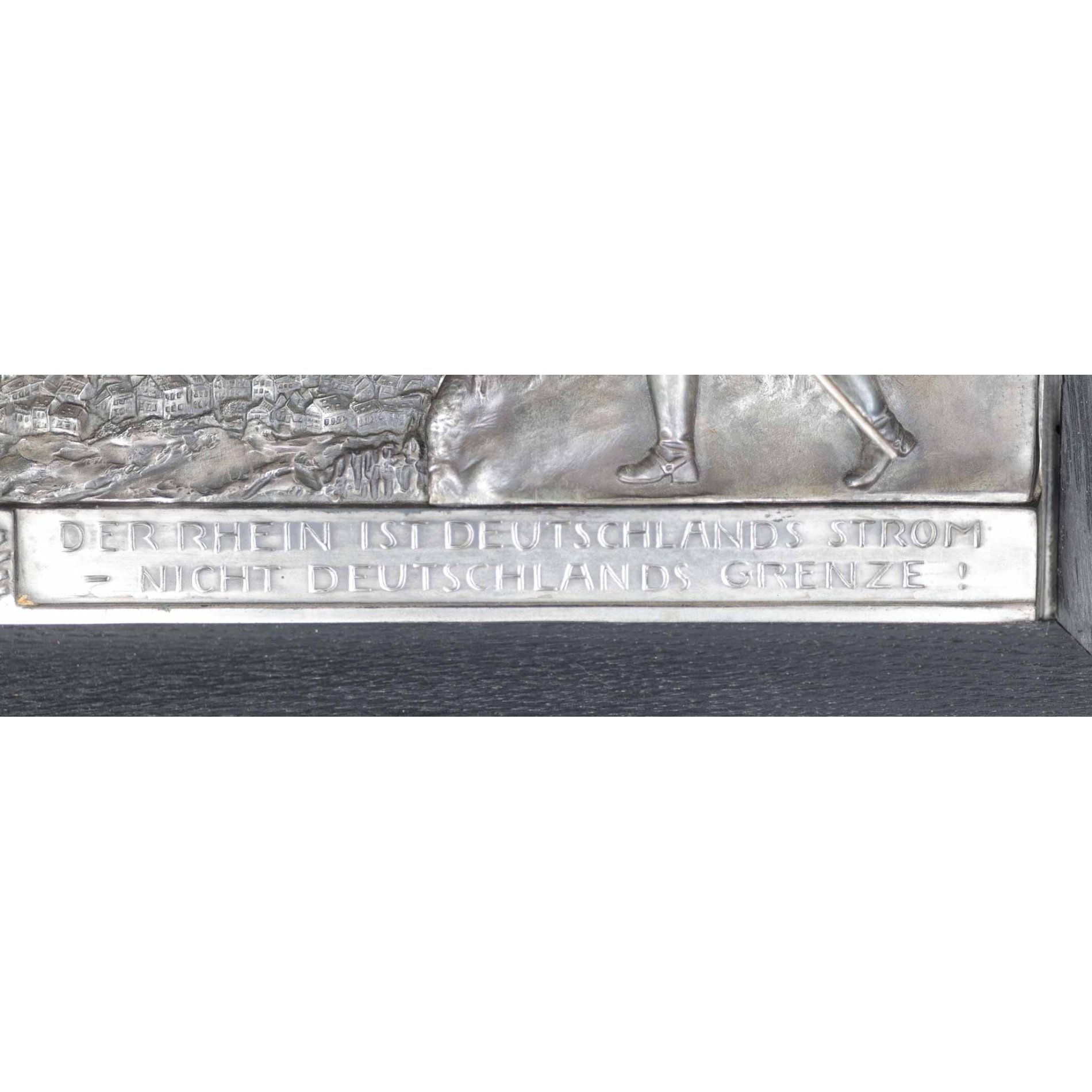 Großes SA-Relief (48x31,5cm) plastische Figurendarstellung mit SA-Fahnen Rheinüberquerung — image 7