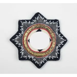 Stoffausführung vom Deutschen Kreuz in Gold auf Panzerstoff, selten!