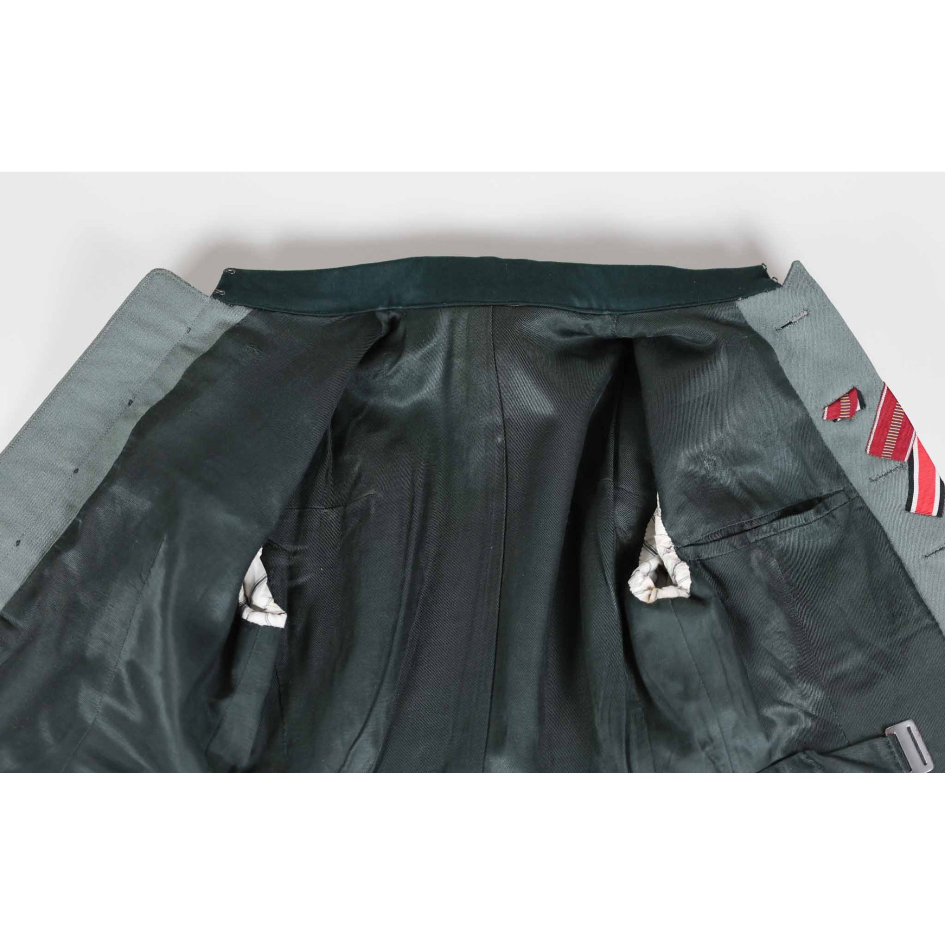 Wehrmacht Gebirgsjäger Uniform für einen Oberleutnant mit Trägernamen! — image 17