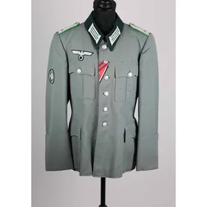 Wehrmacht Gebirgsjäger Uniform für einen Oberleutnant mit Trägernamen!