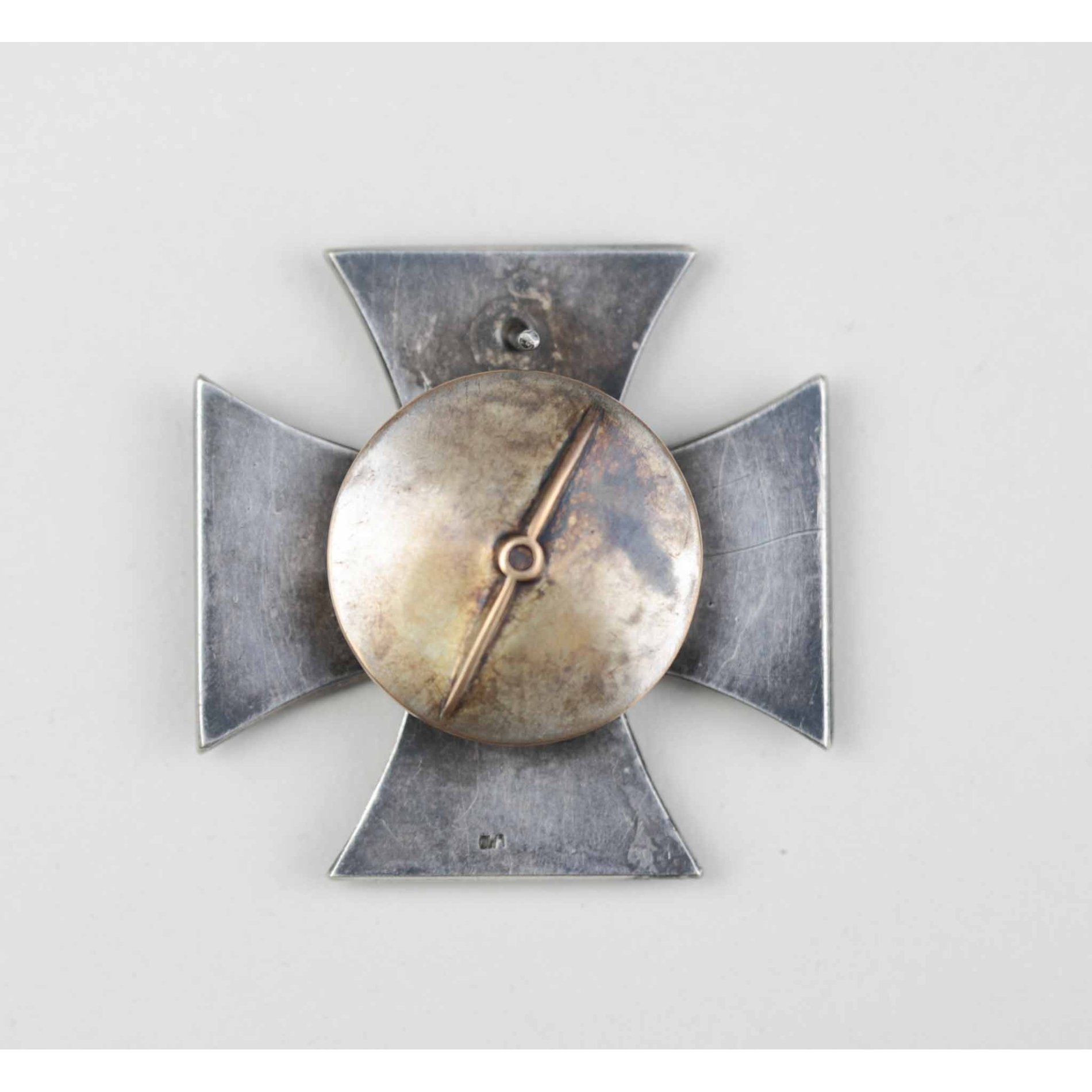 Eiserne Kreuz 1.Klasse 1939 an Schraubscheibe mit Hersteller 'L/10' micro Deschler & Sohn, selten! — image 3