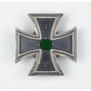 Eiserne Kreuz 1.Klasse 1939 an Schraubscheibe mit Hersteller 'L/10' micro …