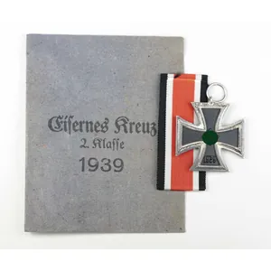 Eiserne Kreuz 2.Klasse mit Hersteller '1' Deschler & Sohn in …