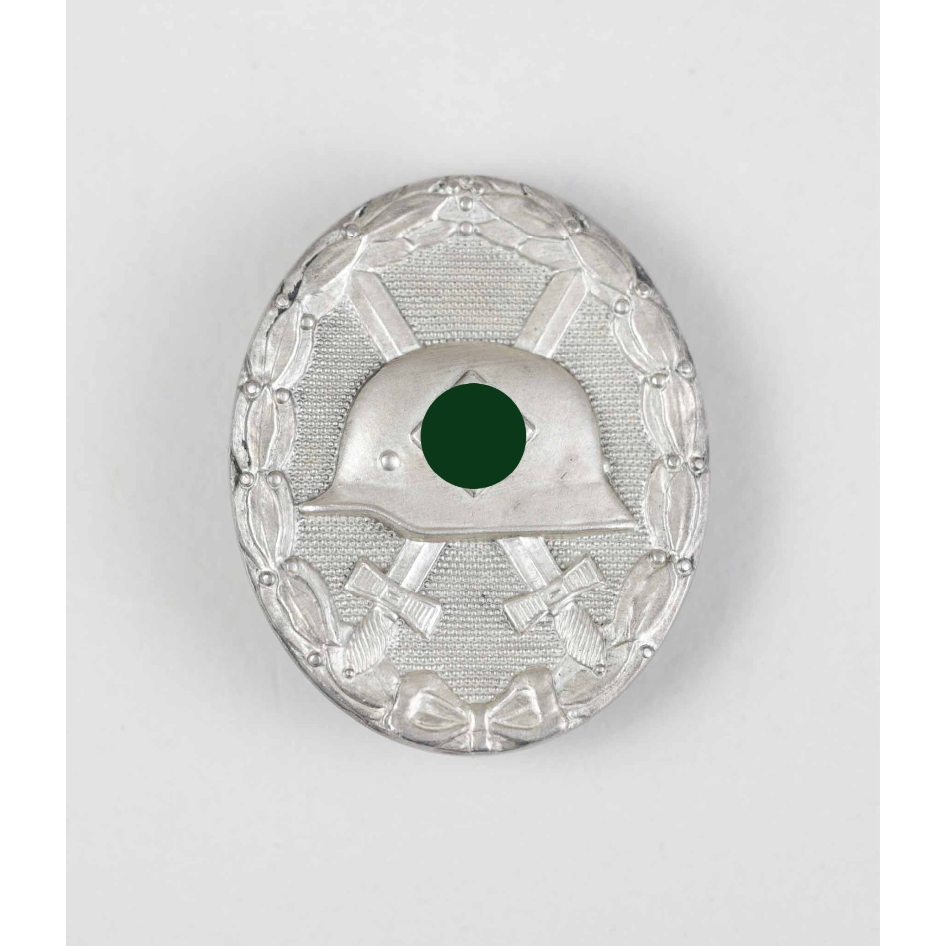 Verwundetenabzeichen in Silber '30' breite Nadel im Verleihungsetui, Zustand 1 — image 2