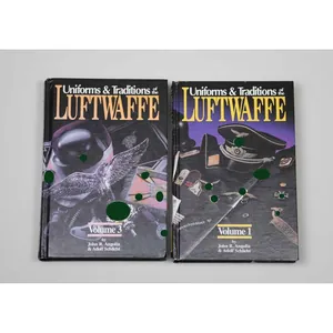 Fachbuch 2x Bände der Luftwaffe Uniformen und Tradition John. Angola …