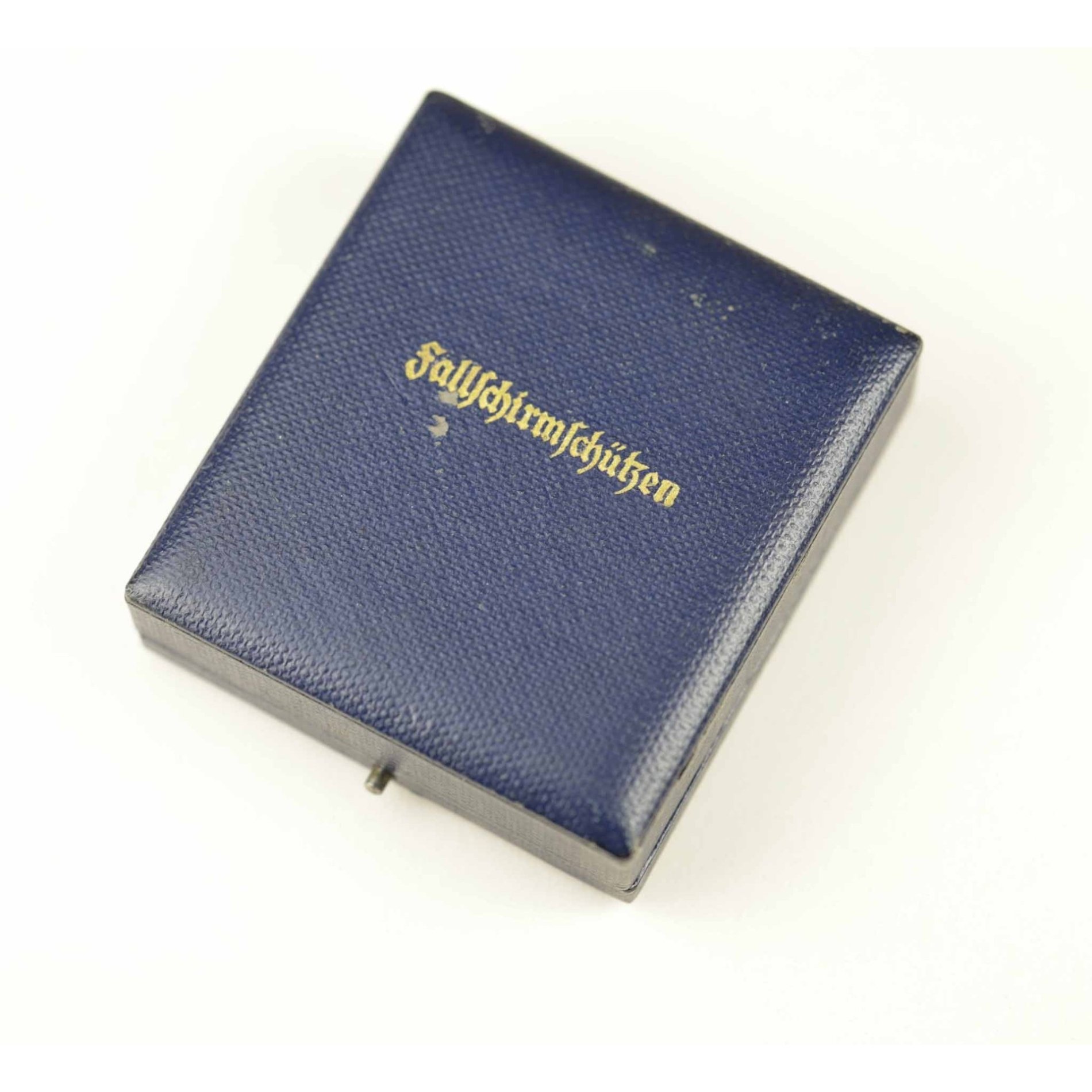 Fallschirmschützenabzeichen der Luftwaffe im Etui 'Assmann' Zustand 1 - Mint! — image 7