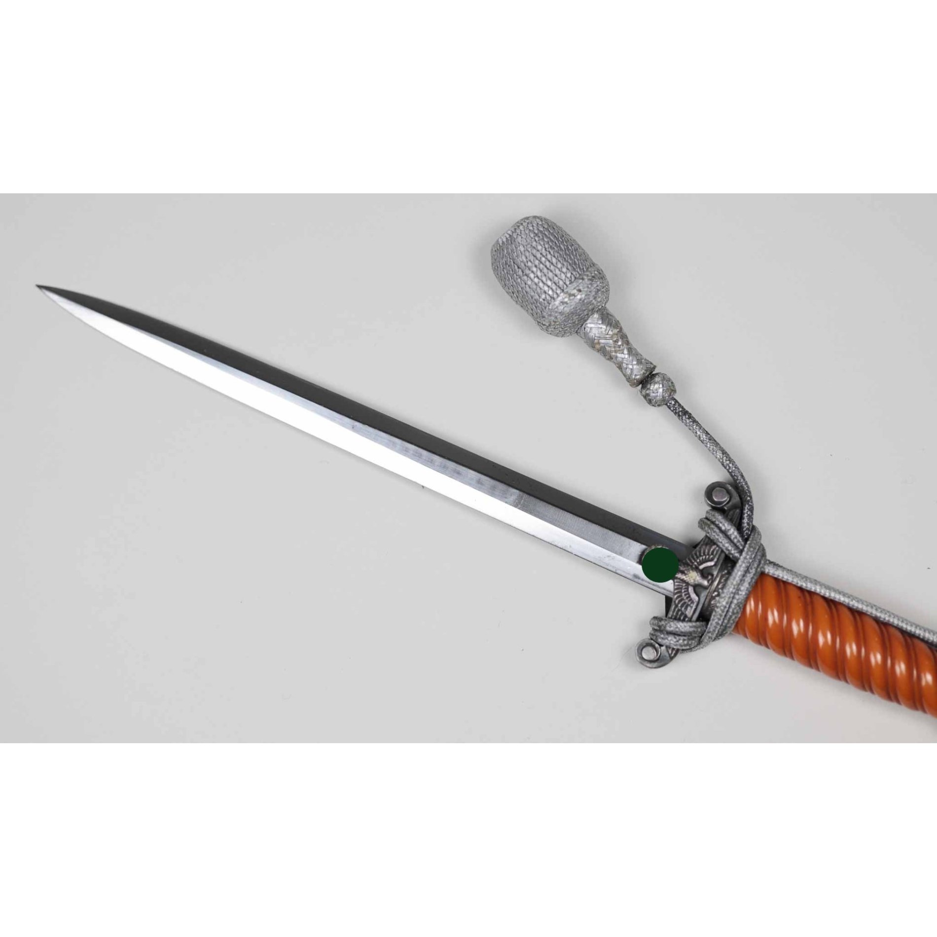 Wehrmacht Heeres Offiziersdolch mit sog. 'Steilgriff' E. Pack & Söhne, selten! — image 6