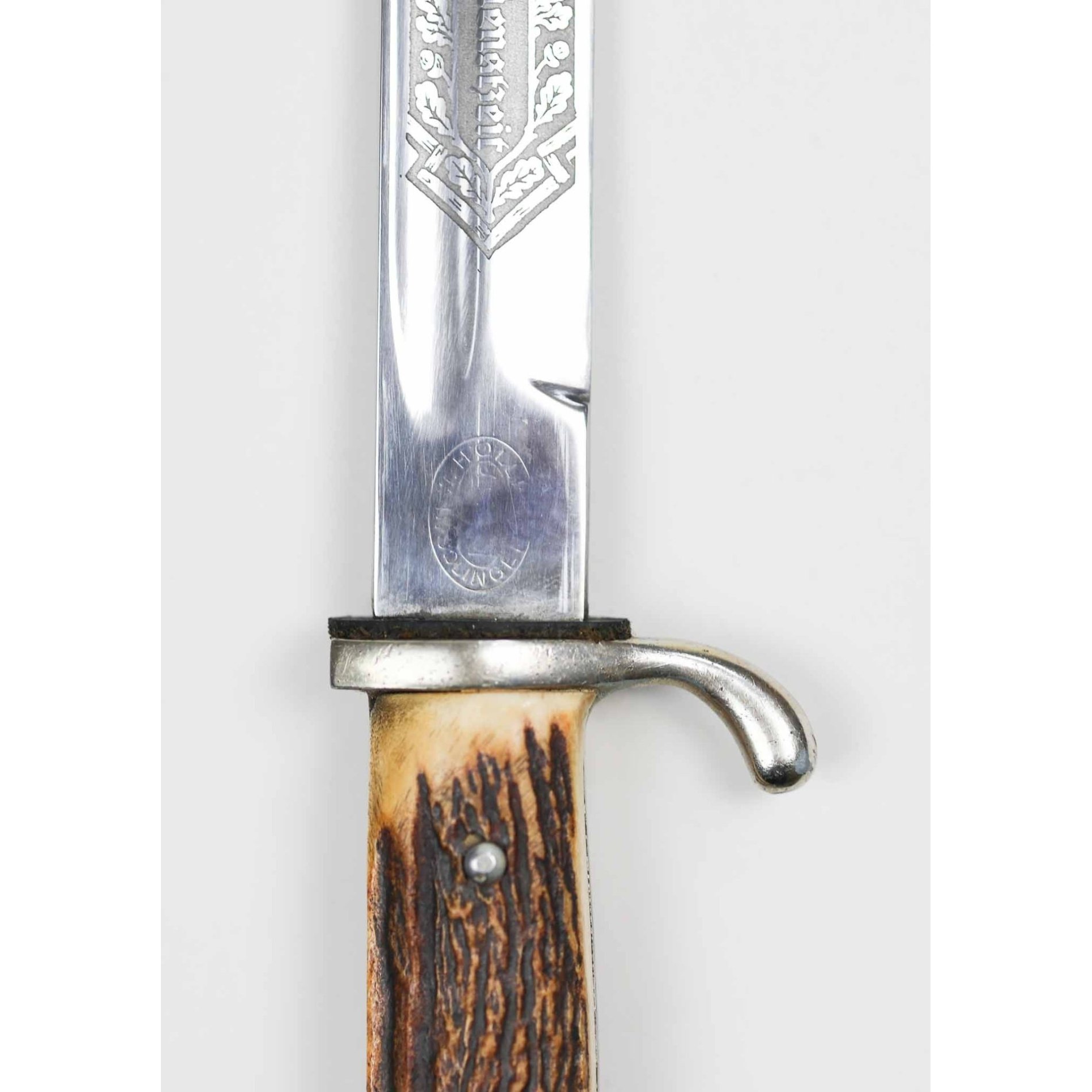 Wehrmacht Paradebajonett mit Klingenätzung 'Zur Erinnerung an meine Dienstzeit' und 'Inf. Rgt. 66 Magdeburg' mit Hirschhorngriff — image 4