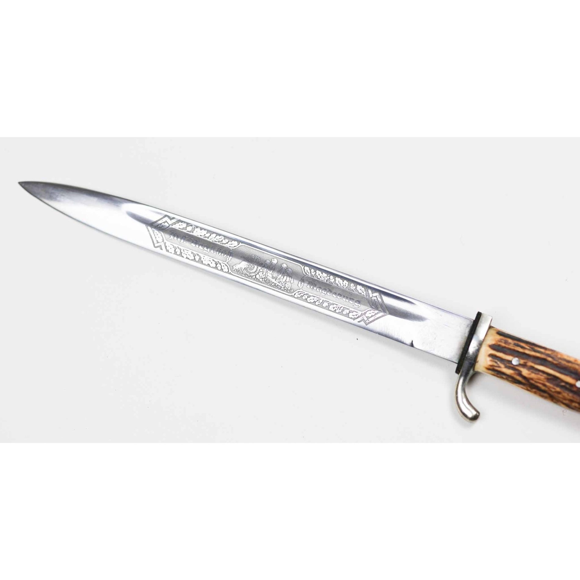 Wehrmacht Paradebajonett mit Klingenätzung 'Zur Erinnerung an meine Dienstzeit' und 'Inf. Rgt. 66 Magdeburg' mit Hirschhorngriff — image 5