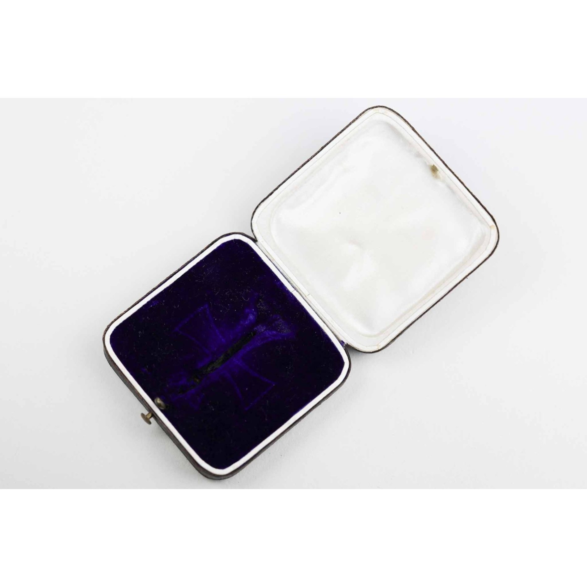 Eiserne Kreuz 1.Klasse 1914 im Verleihungsetui mit Hersteller 'KO' — image 9