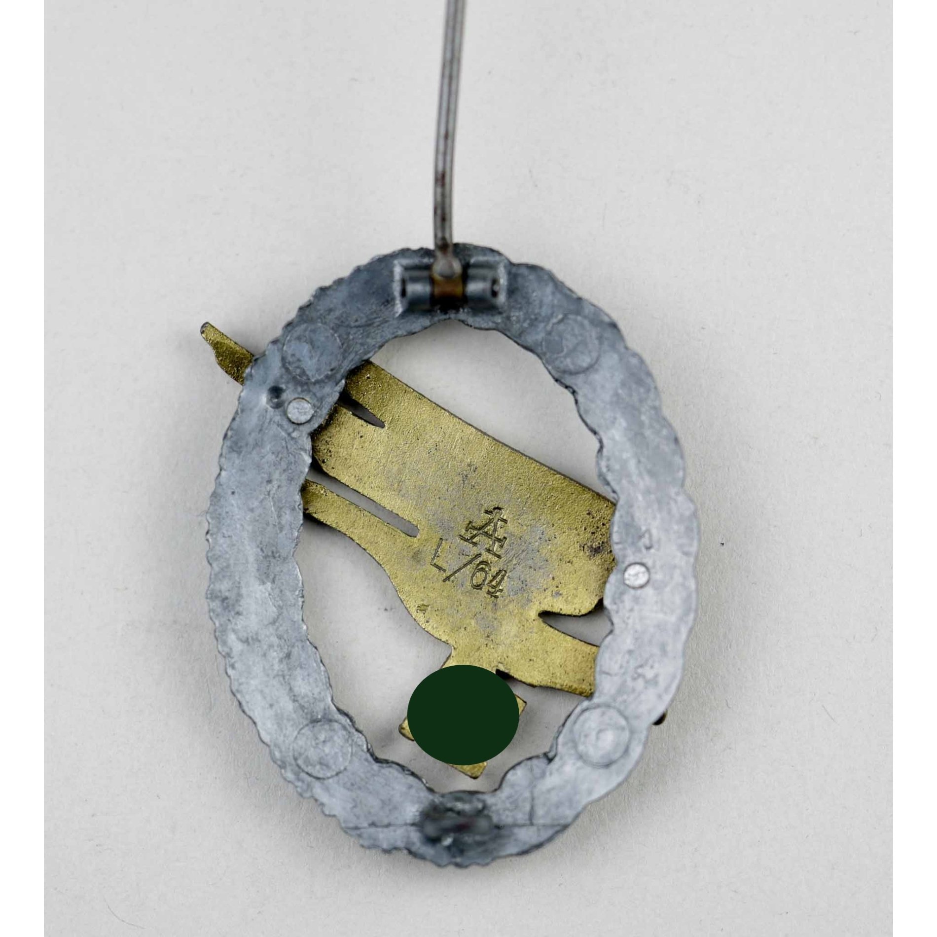 Fallschirmschützenabzeichen der Luftwaffe Herst. 'A L/64' — image 6