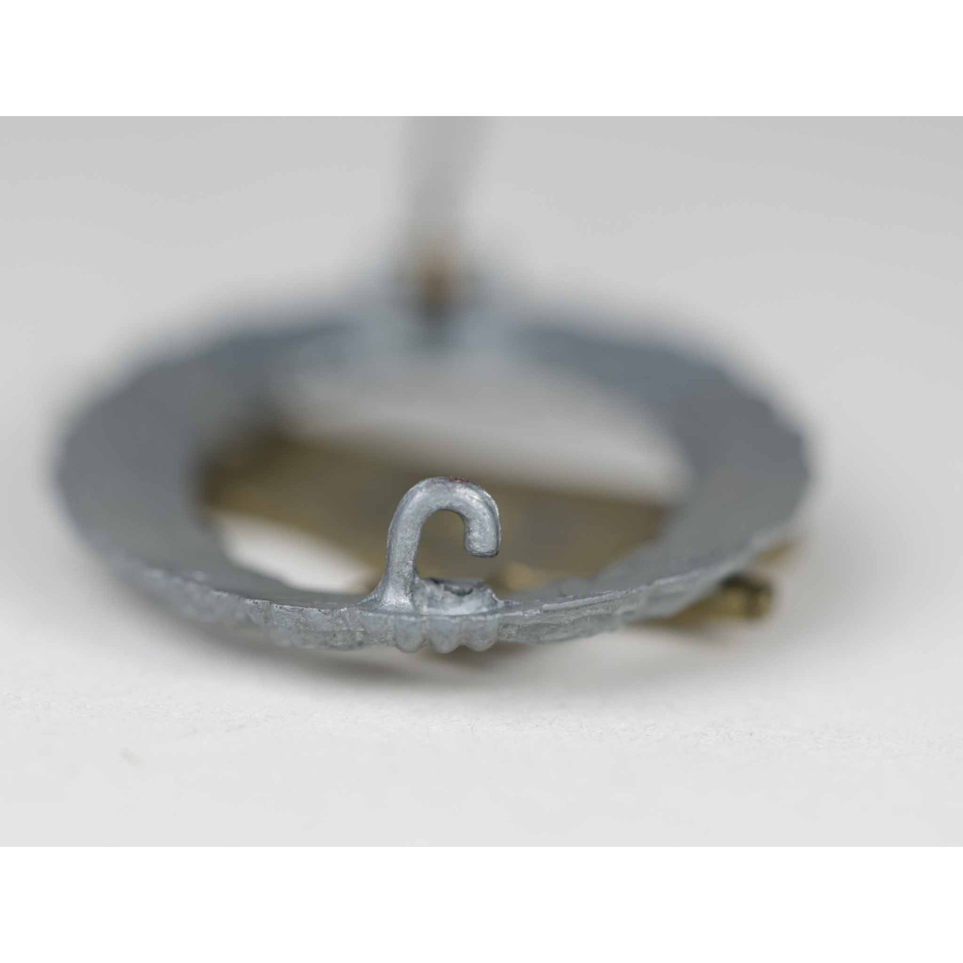 Fallschirmschützenabzeichen der Luftwaffe Herst. 'A L/64' — image 7