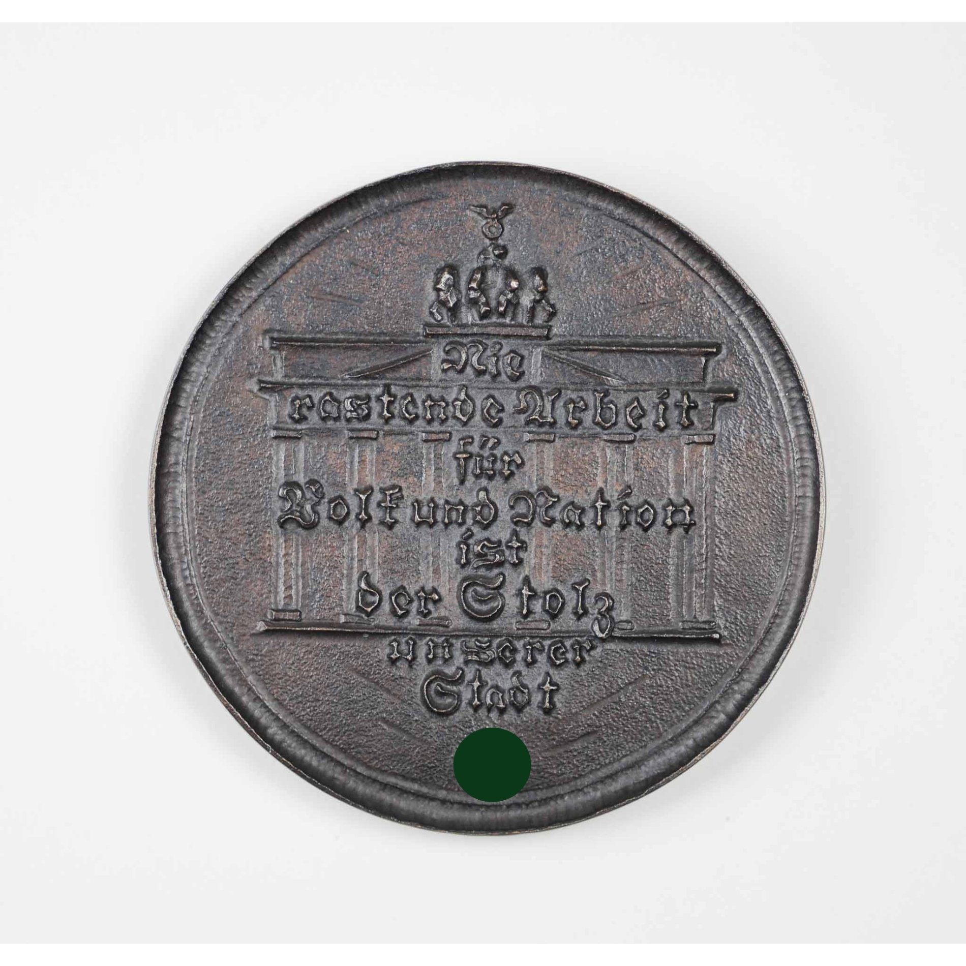3.Reich Plakette Prämienmedaillion 'Die Reichshauptstadt Berlin' Max Esser — image 3