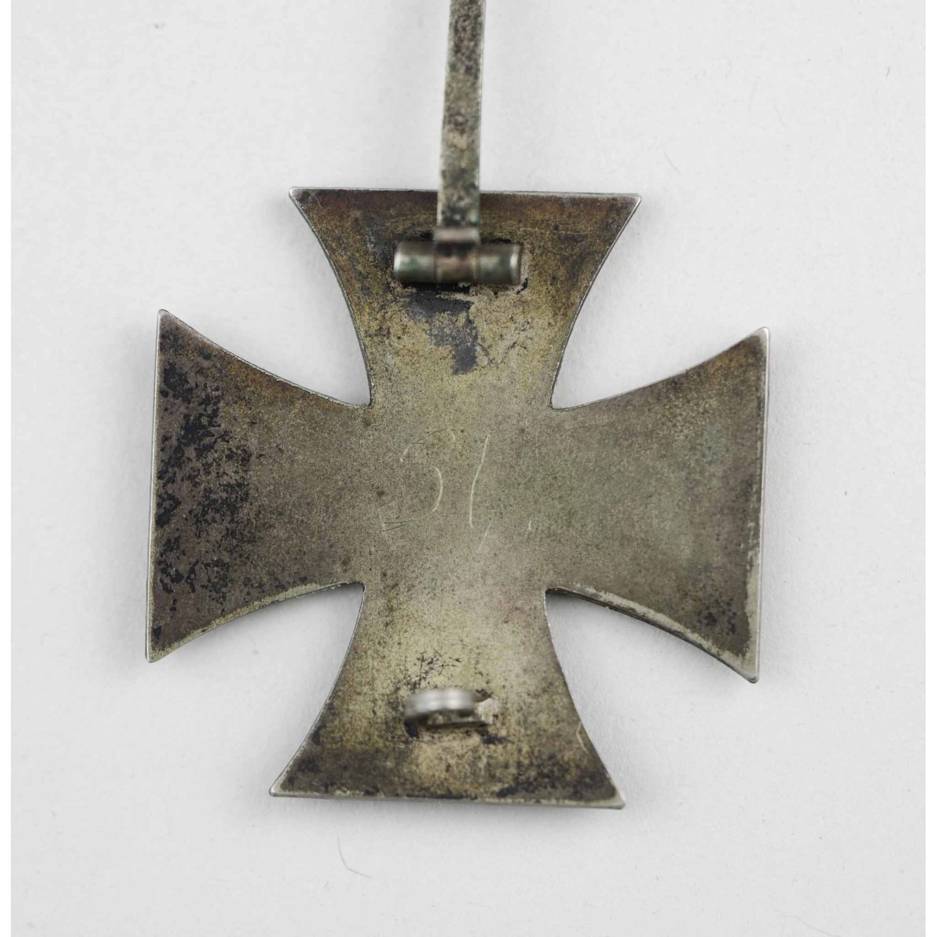 Eiserne Kreuz 1.Klasse mit Hersteller '20' Zimmermann — image 4