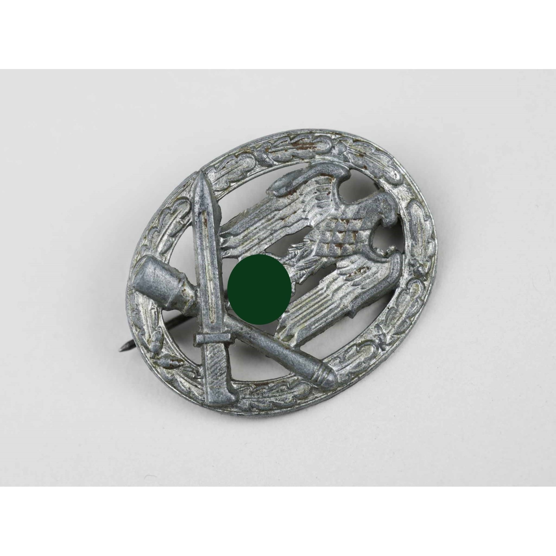 Allgemeines Sturmabzeichen hohl GWL 'cut out' Zustand 1 — image 2