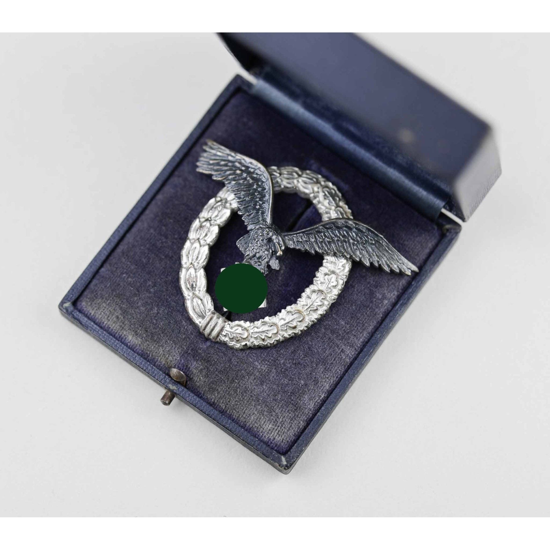 Luftwaffe Flugzeugführerabzeichen 'Assmann' mit Aluminium Rahmen — image 10