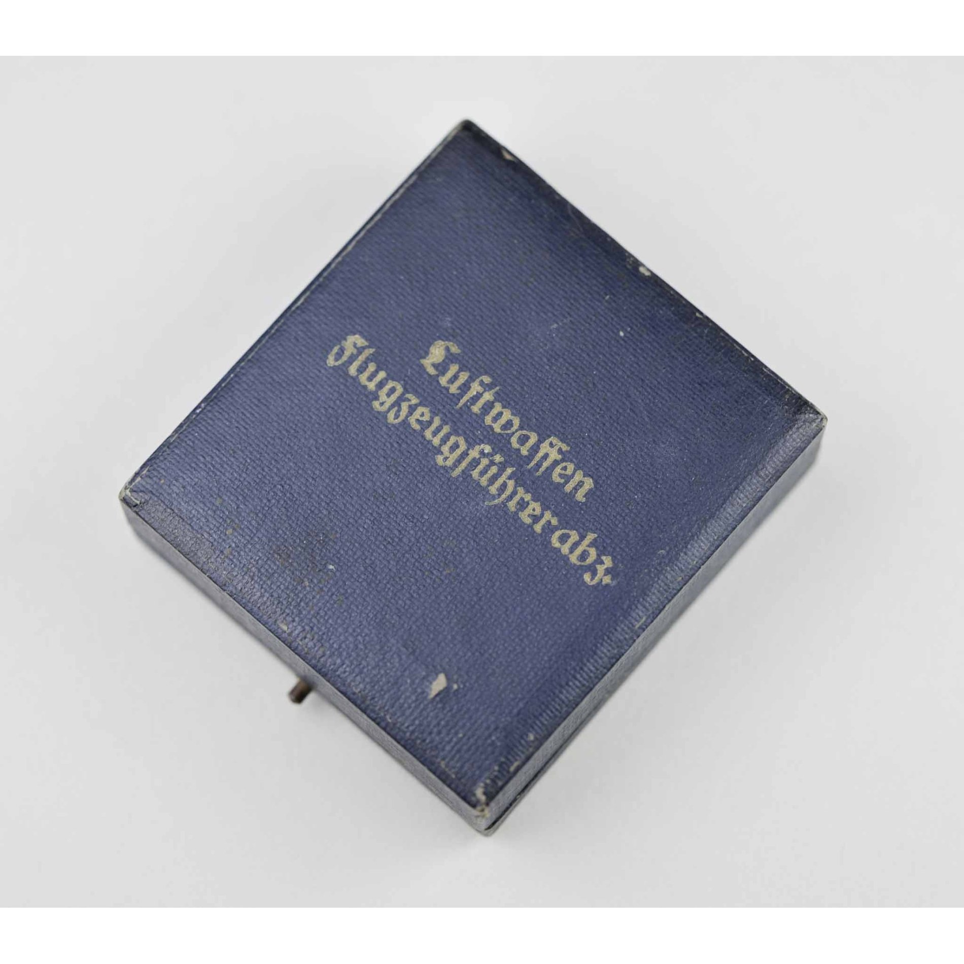 Luftwaffe Flugzeugführerabzeichen 'Assmann' mit Aluminium Rahmen — image 13