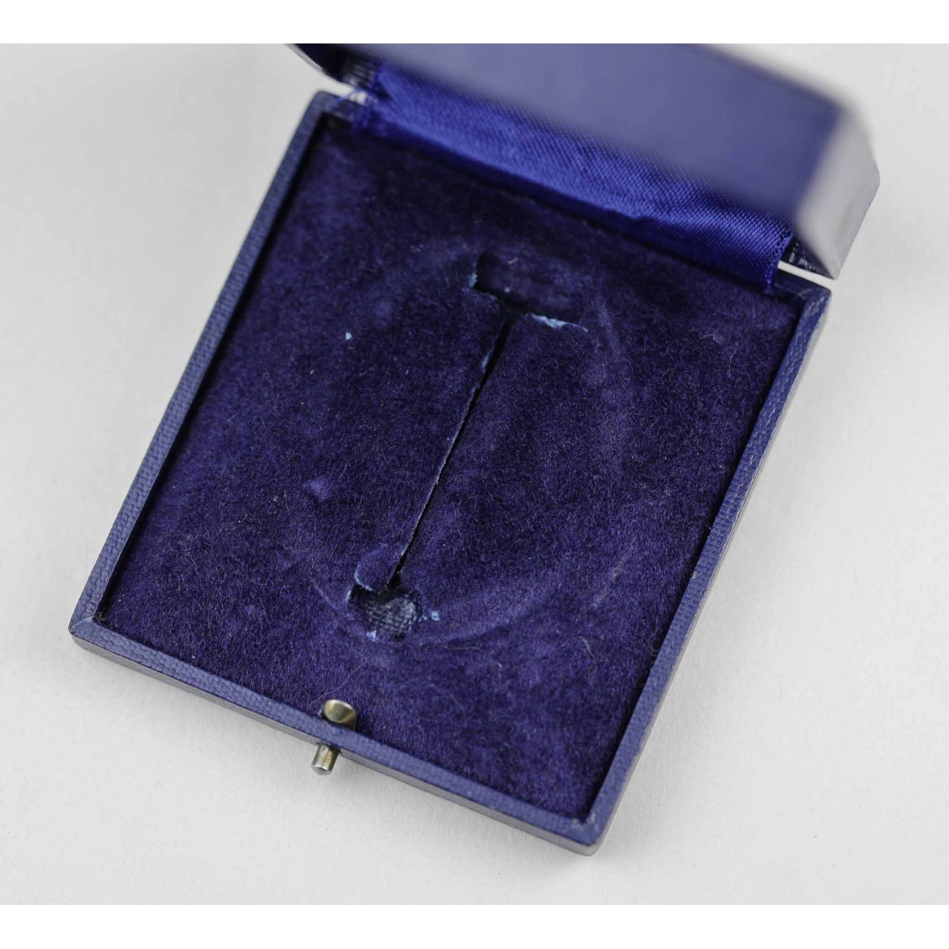 Etui für ein Flugzeugführerabzeichen der Luftwaffe — image 11