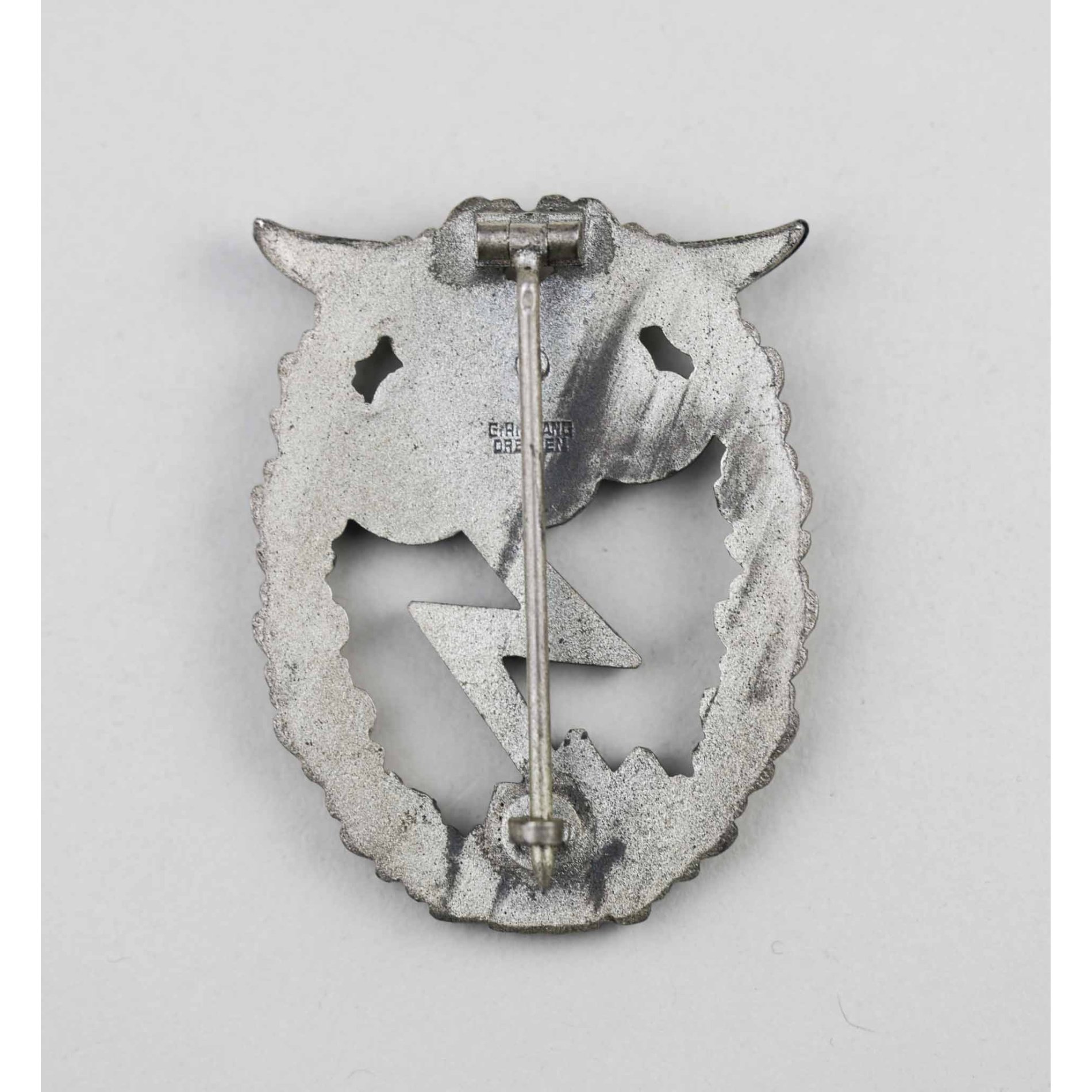 Erdkampfabzeichen der Luftwaffe G.H OSANG in Verleihungstüte, MINT! — image 4