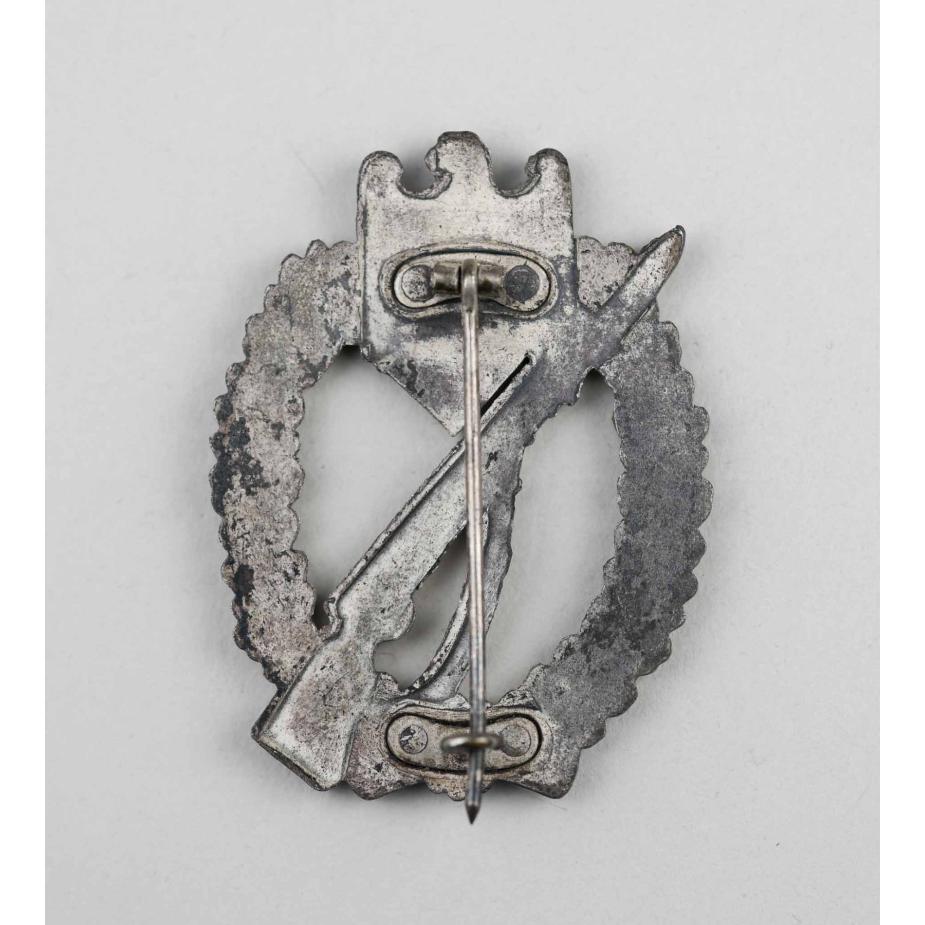 Infanterie Sturmabzeichen in Silber 4 Rivets — image 4