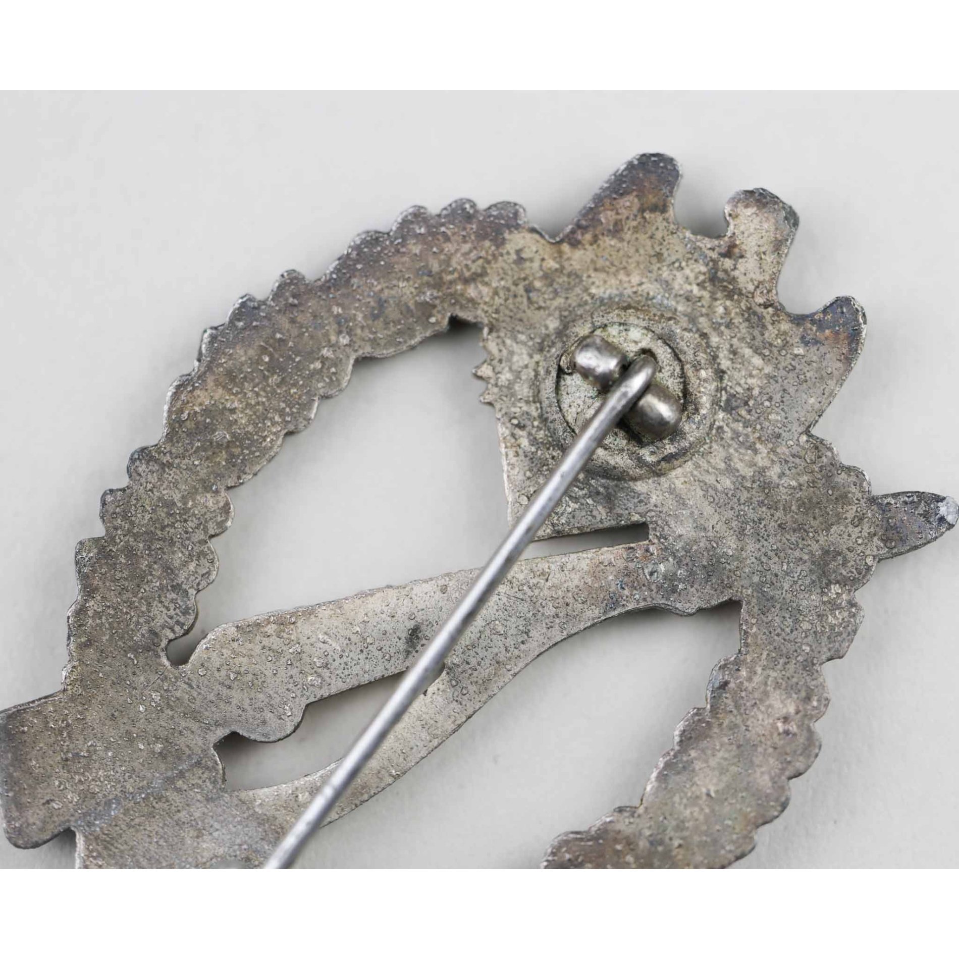 Infanterie Sturmabzeichen in Silber HA Hermann Aurich — image 4