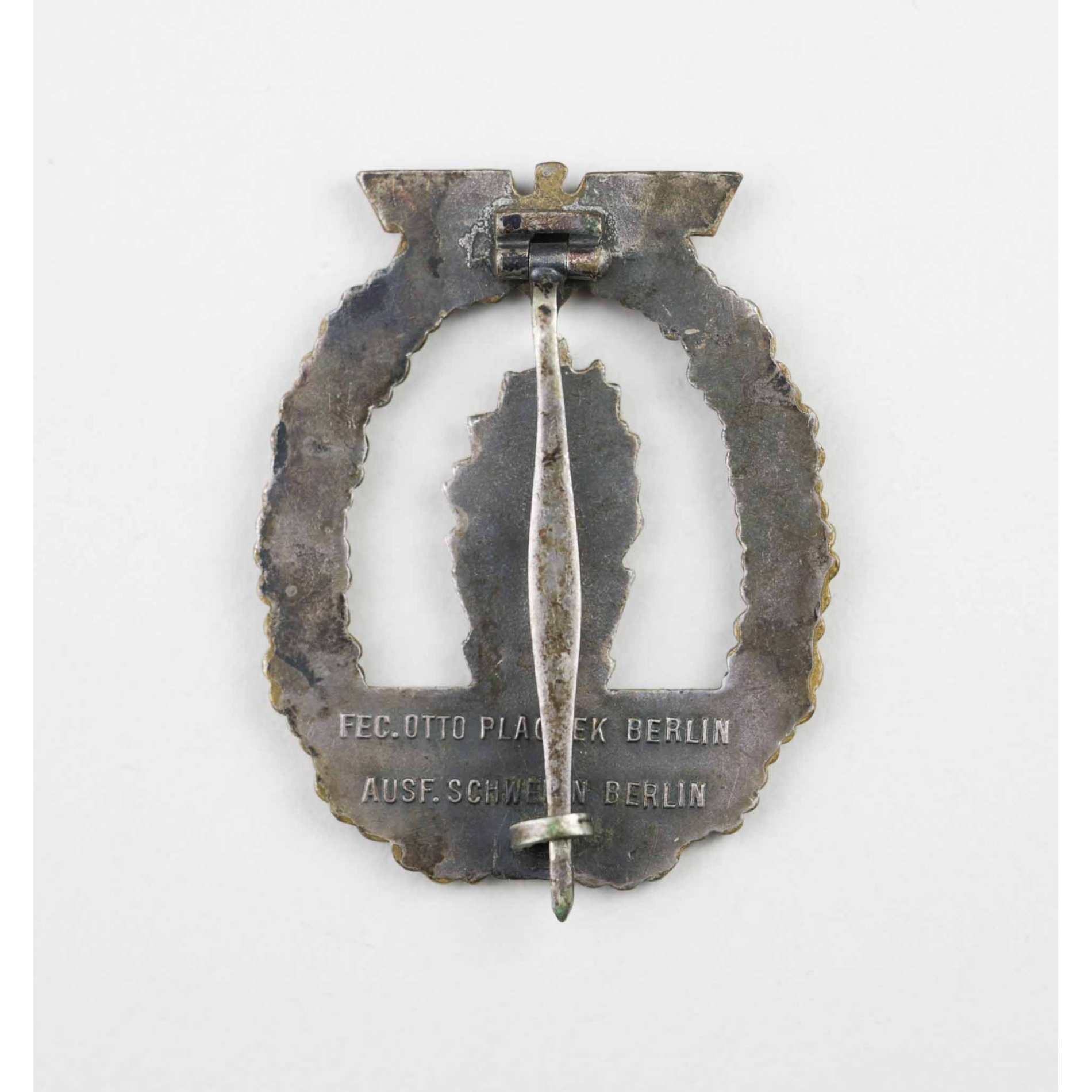 Minensucher Kriegsabzeichen in Buntmetall Schwerin, Berlin — image 3