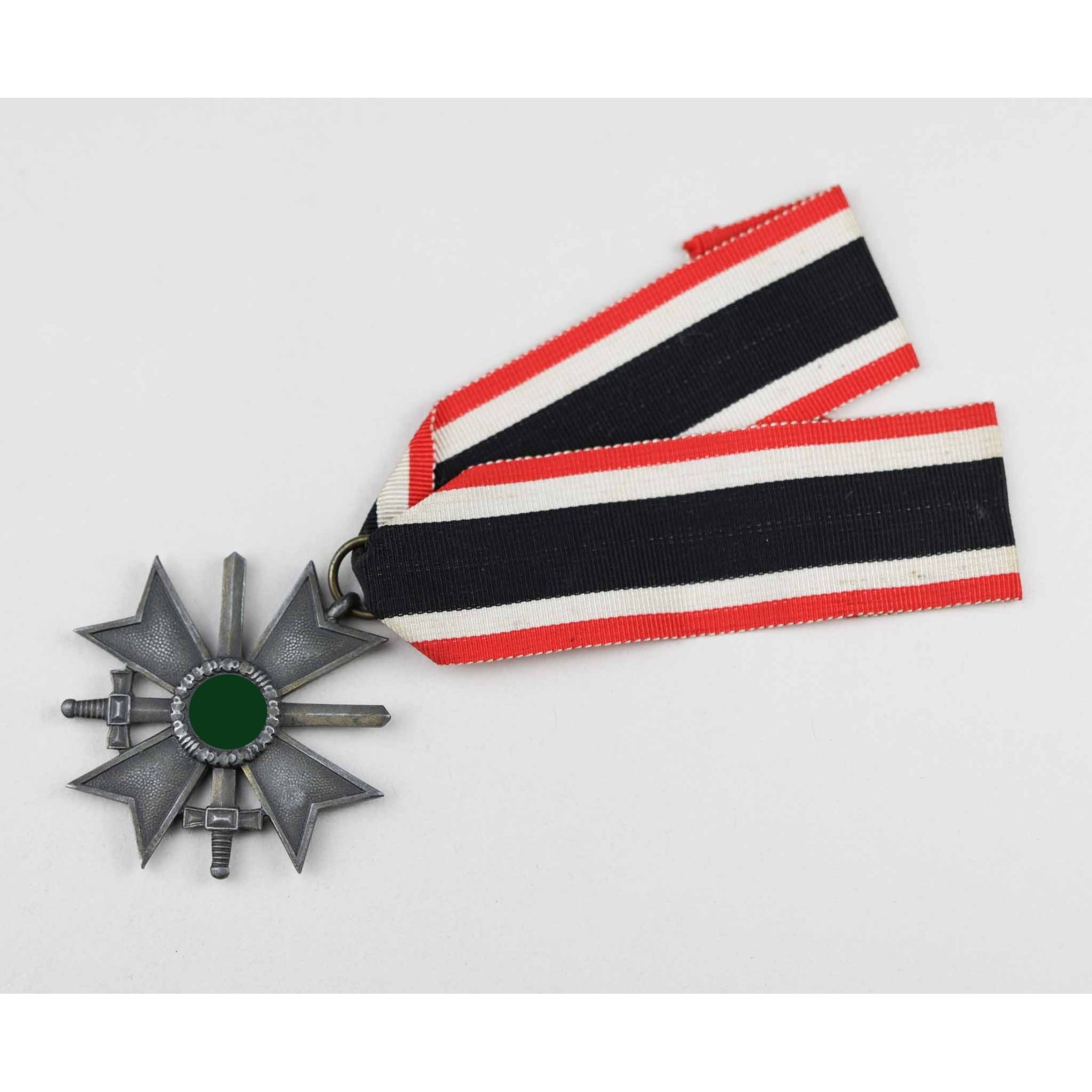 Kriegsverdienstkreuz 2.Klasse mit Schwertern — image 3