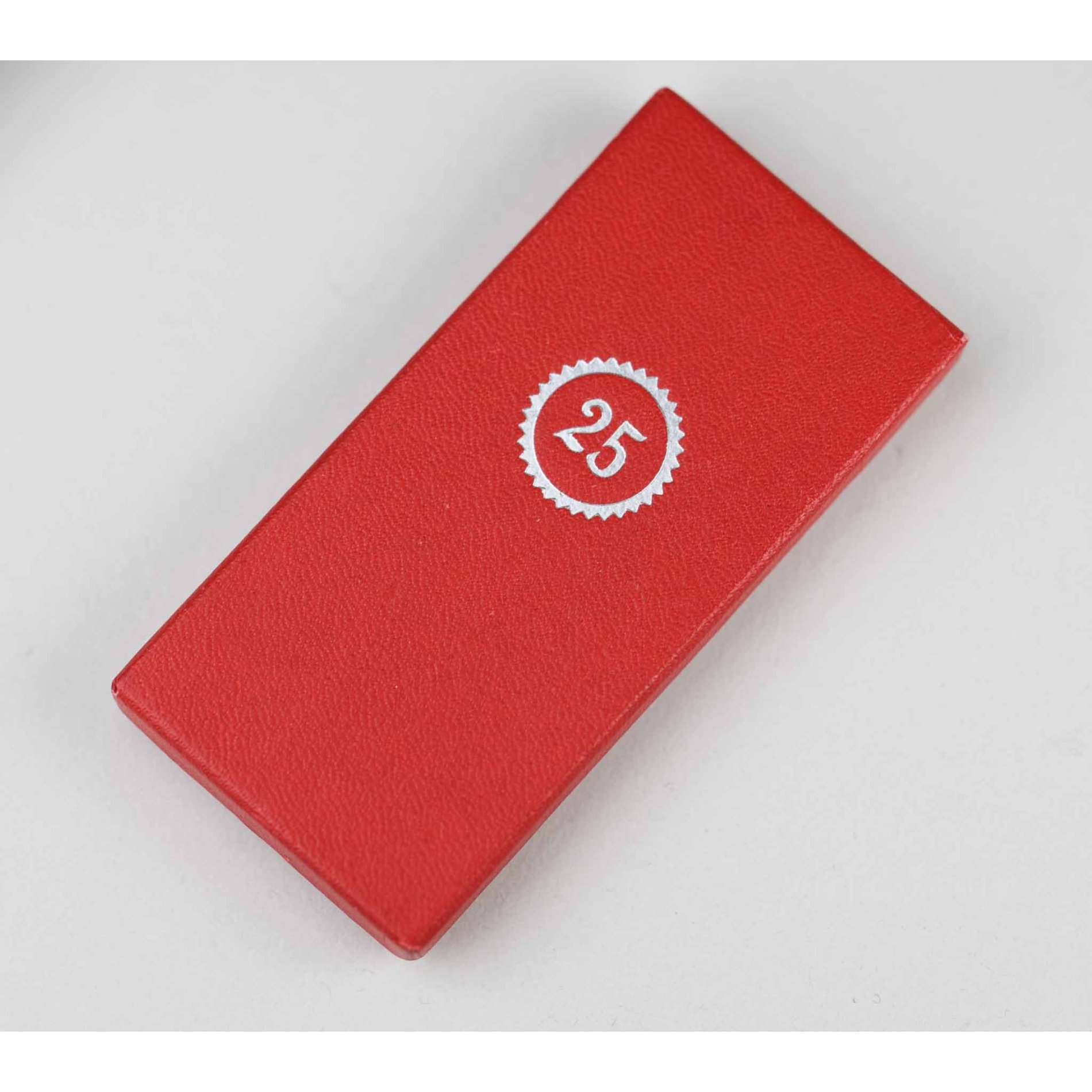 Treudienst-Ehrenzeichen für 25 Jahre im Etui Herst. Roman Palme Metall-Kunstwaren Gablonz-Neiße — image 5