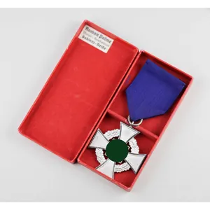 Treudienst-Ehrenzeichen für 25 Jahre im Etui Herst. Roman Palme Metall-Kunstwaren …