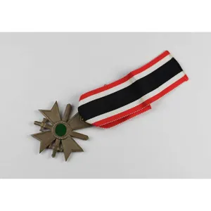 Kriegsverdienstkreuz 2.Klasse 1939 mit Schwertern mit Hersteller '45'