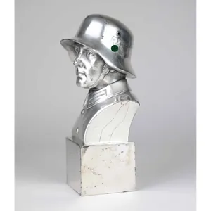 3.Reich Wehrmacht Soldatenbüste auf Sockel versilbert