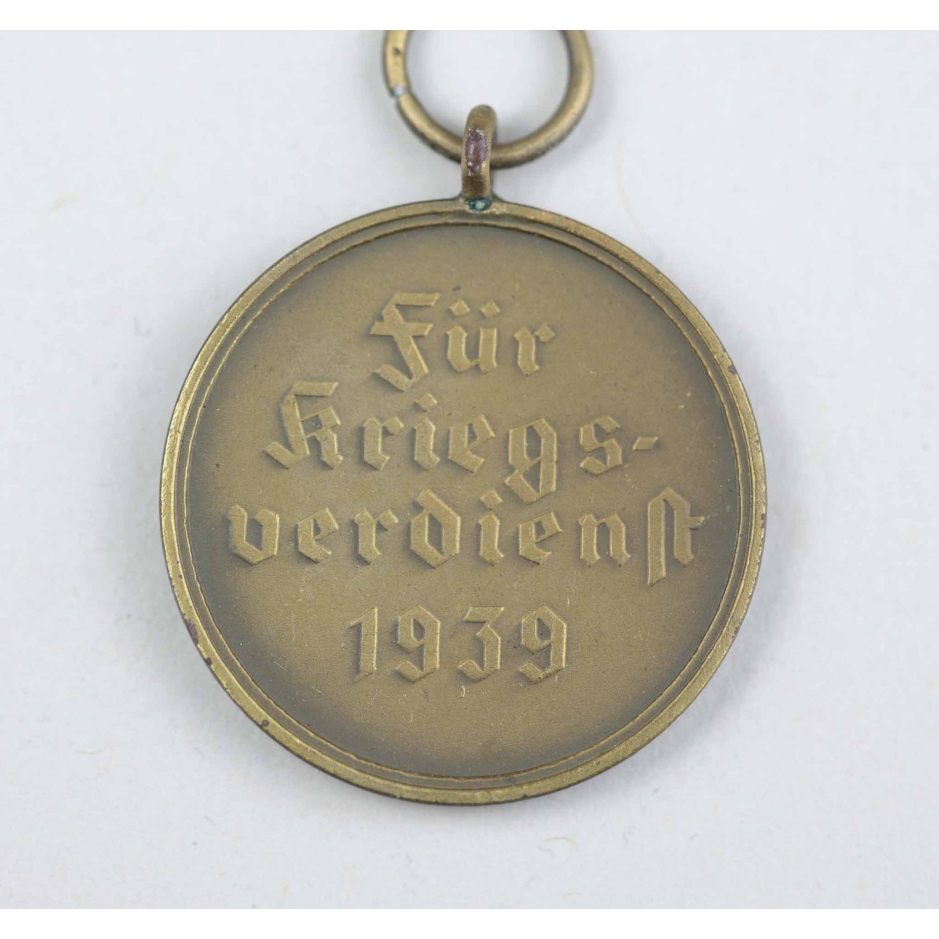 Kriegsverdienstmedaille 1939 in Tüte — image 6