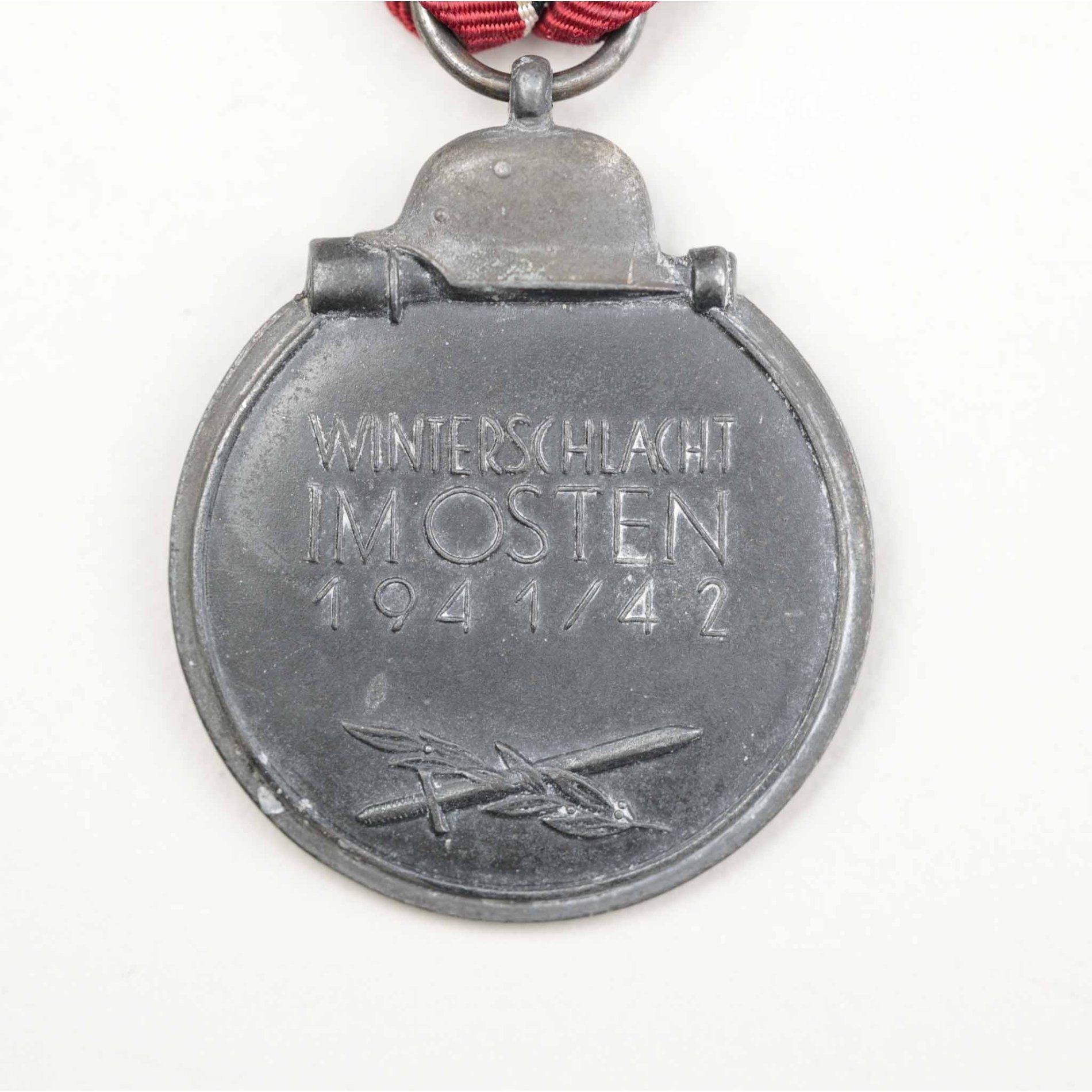 Winterschlacht im Osten Ostmedaille 1941/42 mit Hersteller '93' und Feldspange — image 3
