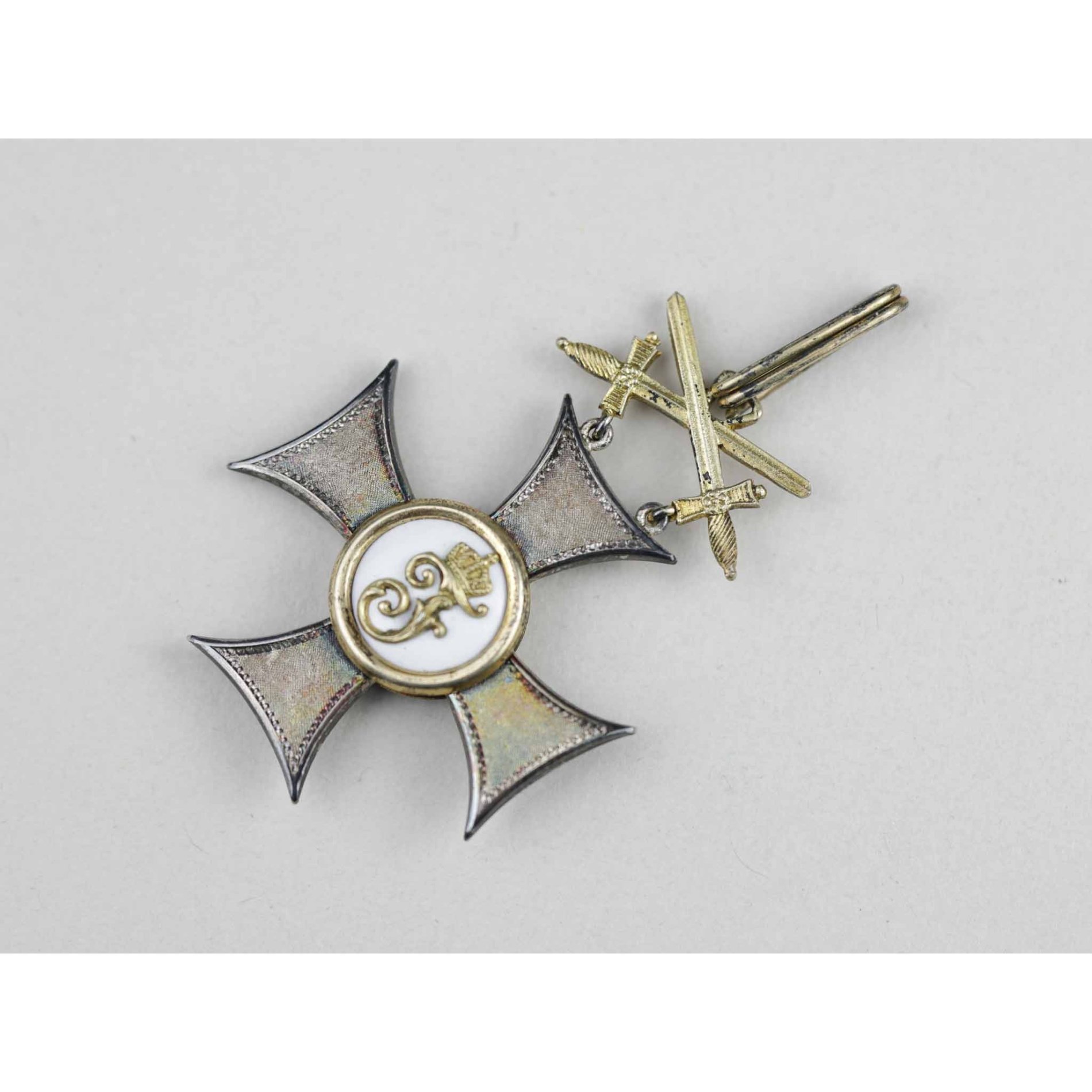 Württemberg Friedrichsorden Ritterkreuz 2. Klasse mit Schwertern am Band — image 6