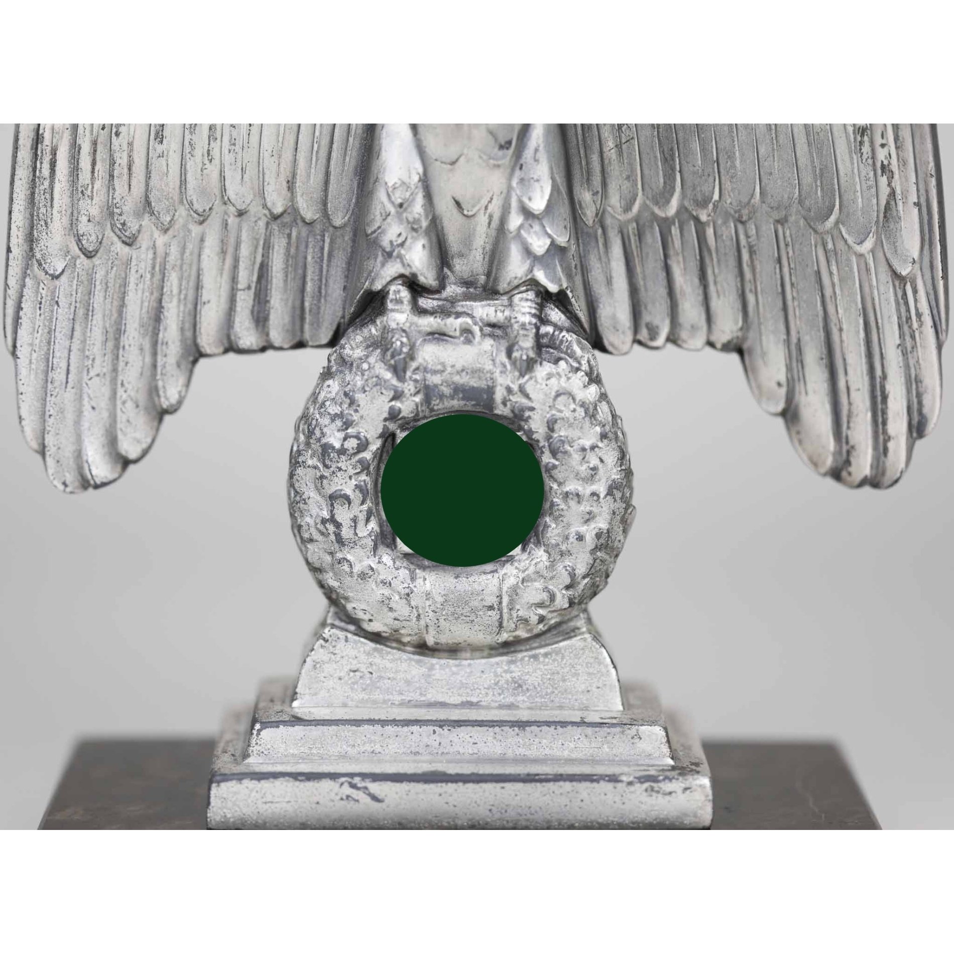 3.Reich Nürnberg Tischadler 3.Modell in Silber — image 3