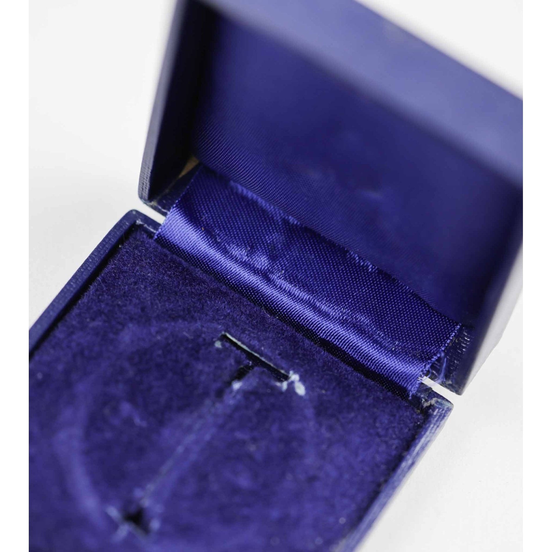 Luftwaffe Beobachterabzeichen C.E Juncker Berlin im Etui — image 12