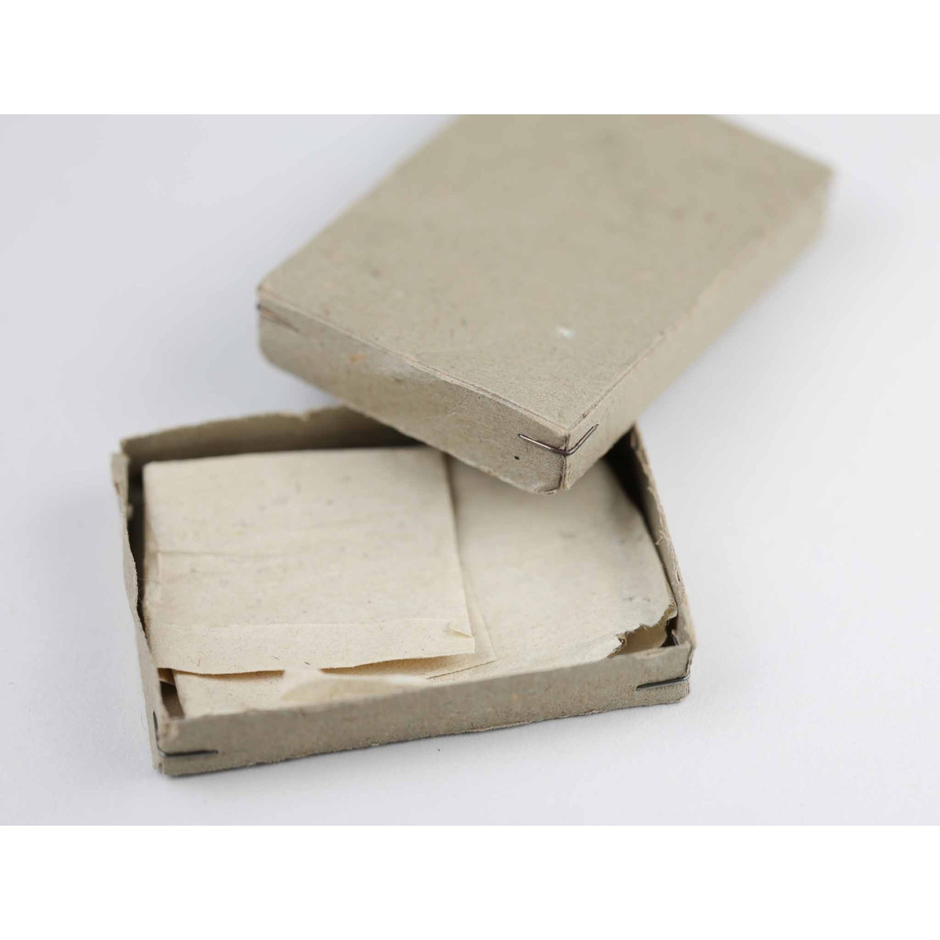 Panzerkampfabzeichen in Silber 'HA' Hermann Aurich in Pappschachtel (Zustand 1 MINT!) — image 9