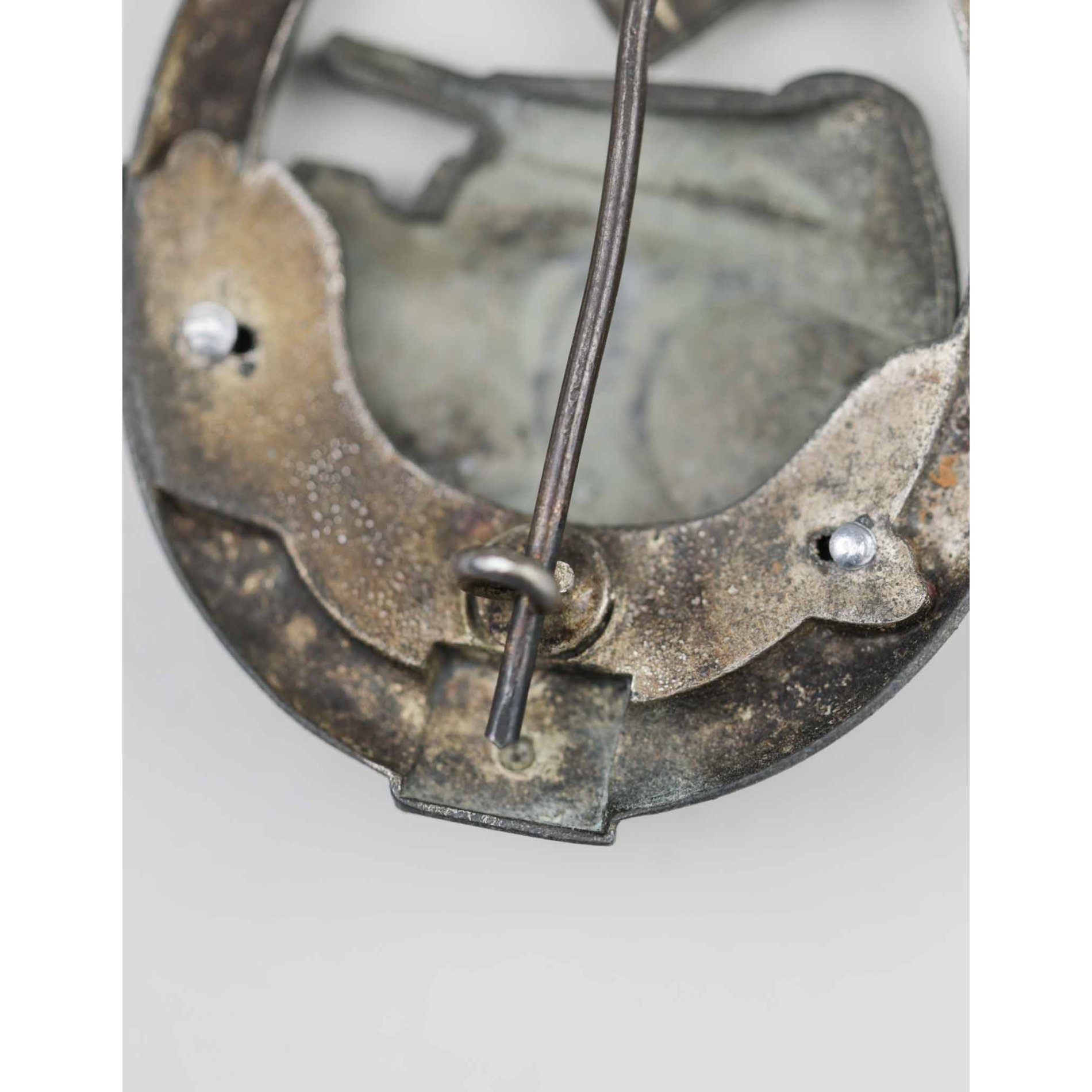 Panzerkampfabzeichen mit Einsatzzahl '50' in Silber C.E Juncker Berlin — image 5