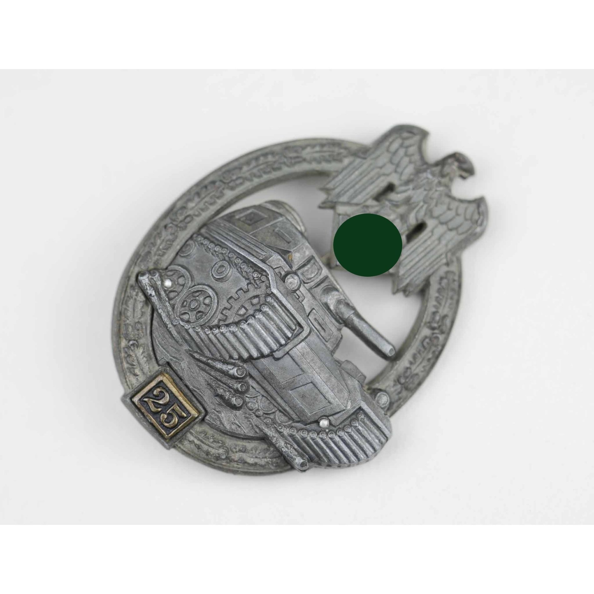 Panzerkampfabzeichen mit Einsatzzahl '25' in Silber — image 4