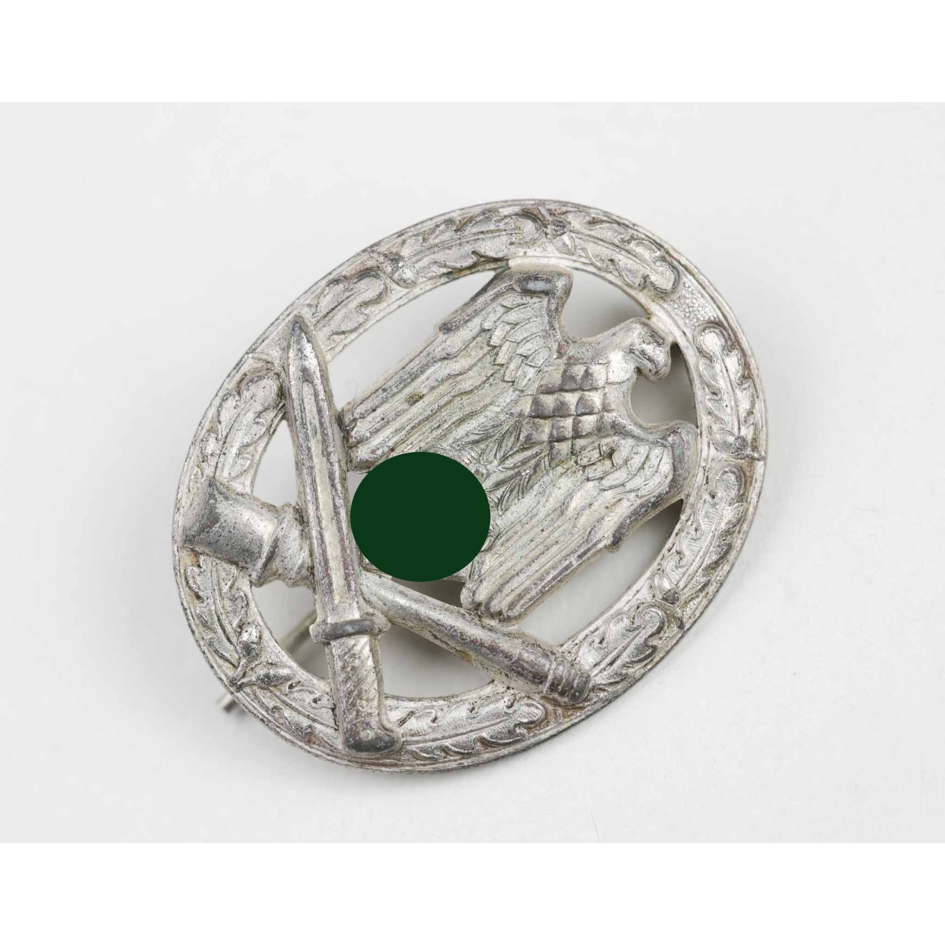 Allgemeines Sturmabzeichen in Silber sog. 'halbmond Variante' Zustand 1 — image 2