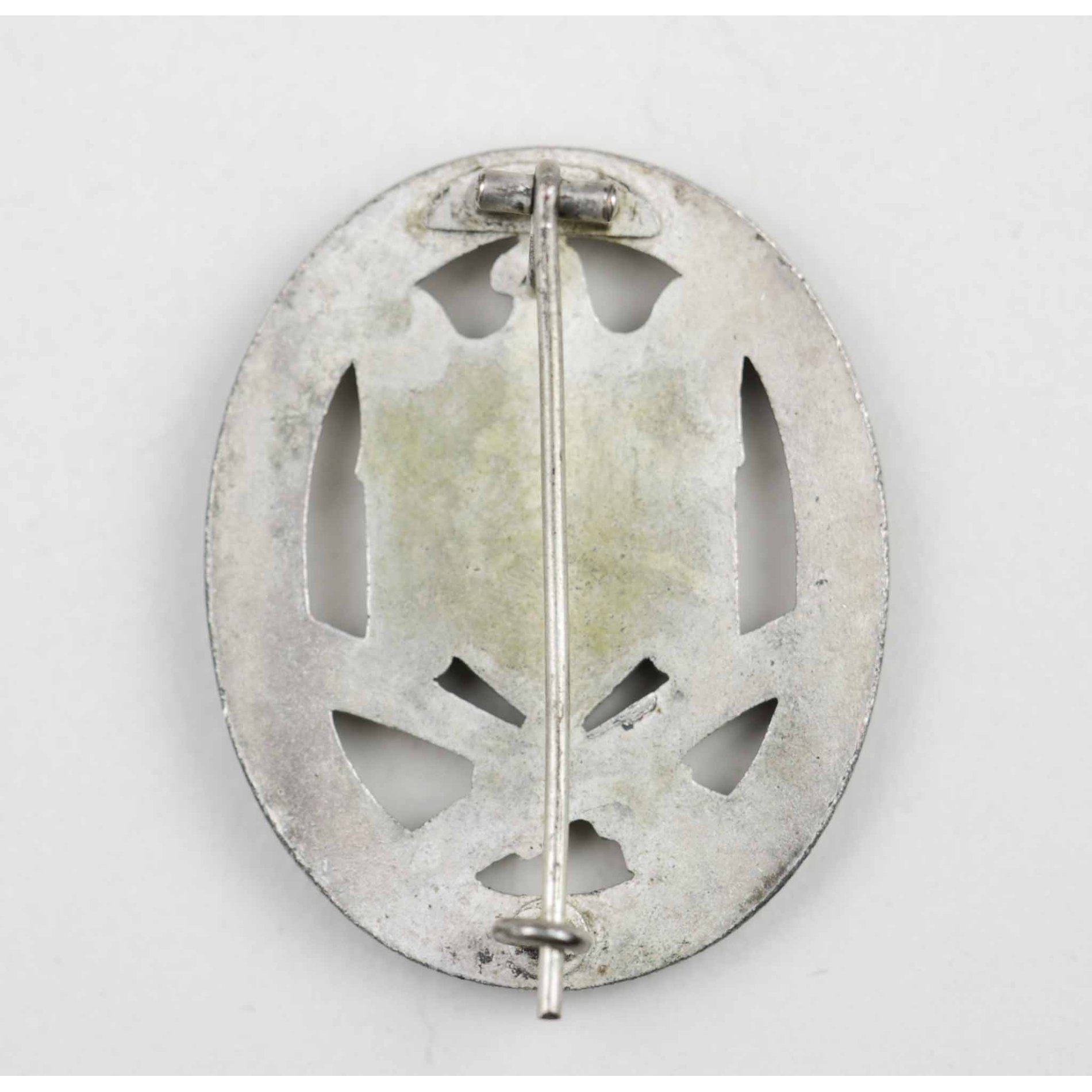 Allgemeines Sturmabzeichen in Silber sog. 'halbmond Variante' Zustand 1 — image 3