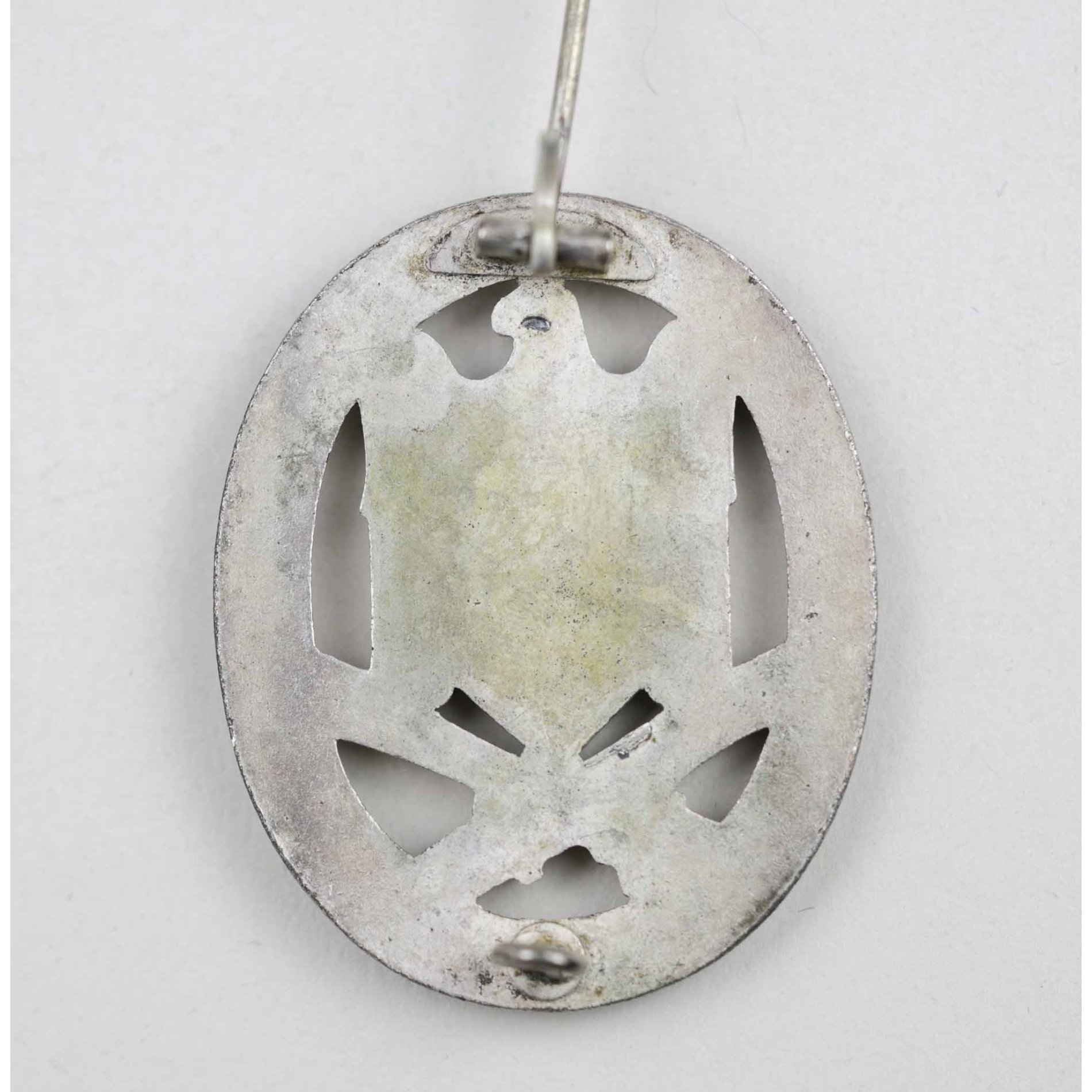 Allgemeines Sturmabzeichen in Silber sog. 'halbmond Variante' Zustand 1 — image 5