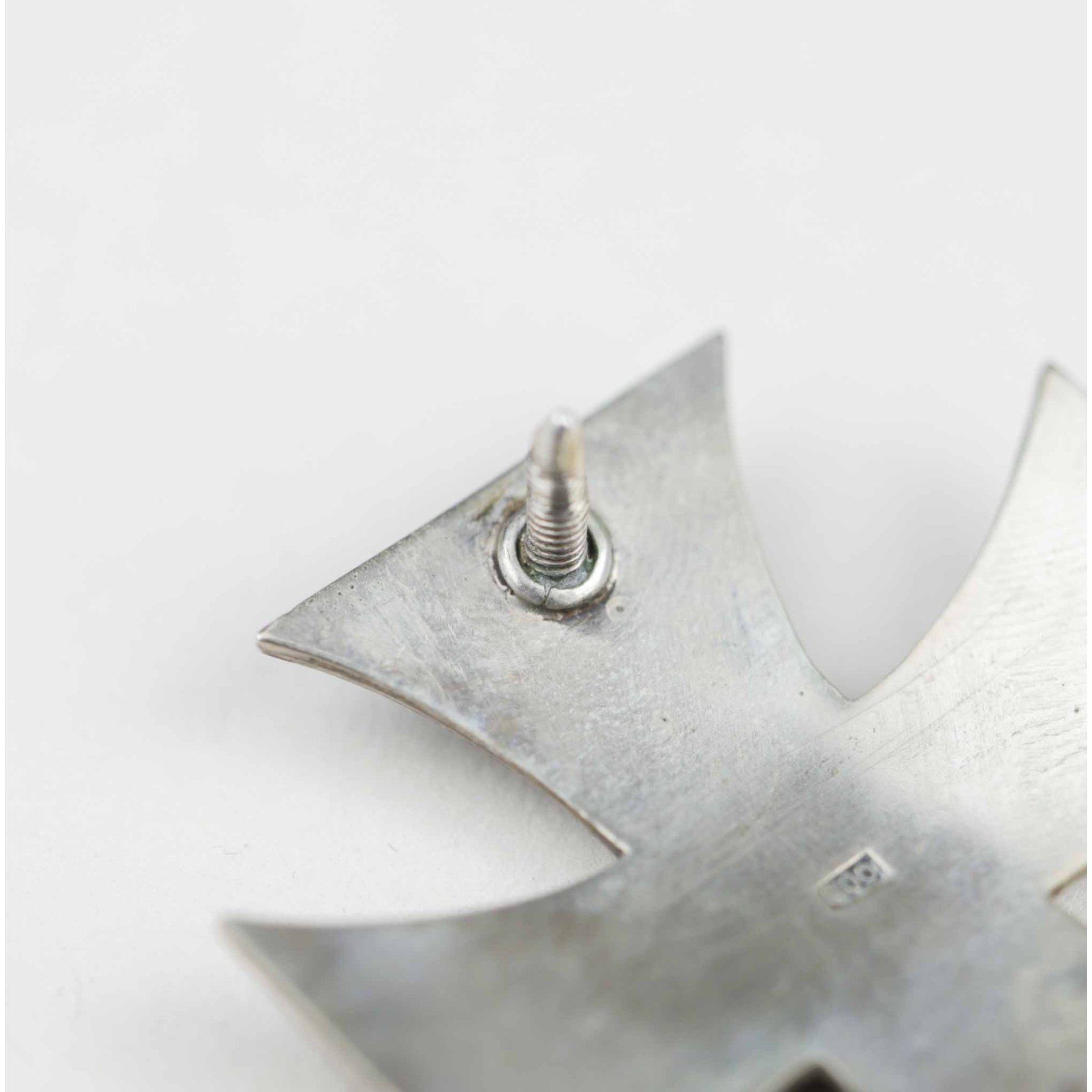 Eiserne Kreuz 1.Klasse 1914 an Schraubscheibe '800' Silber — image 7